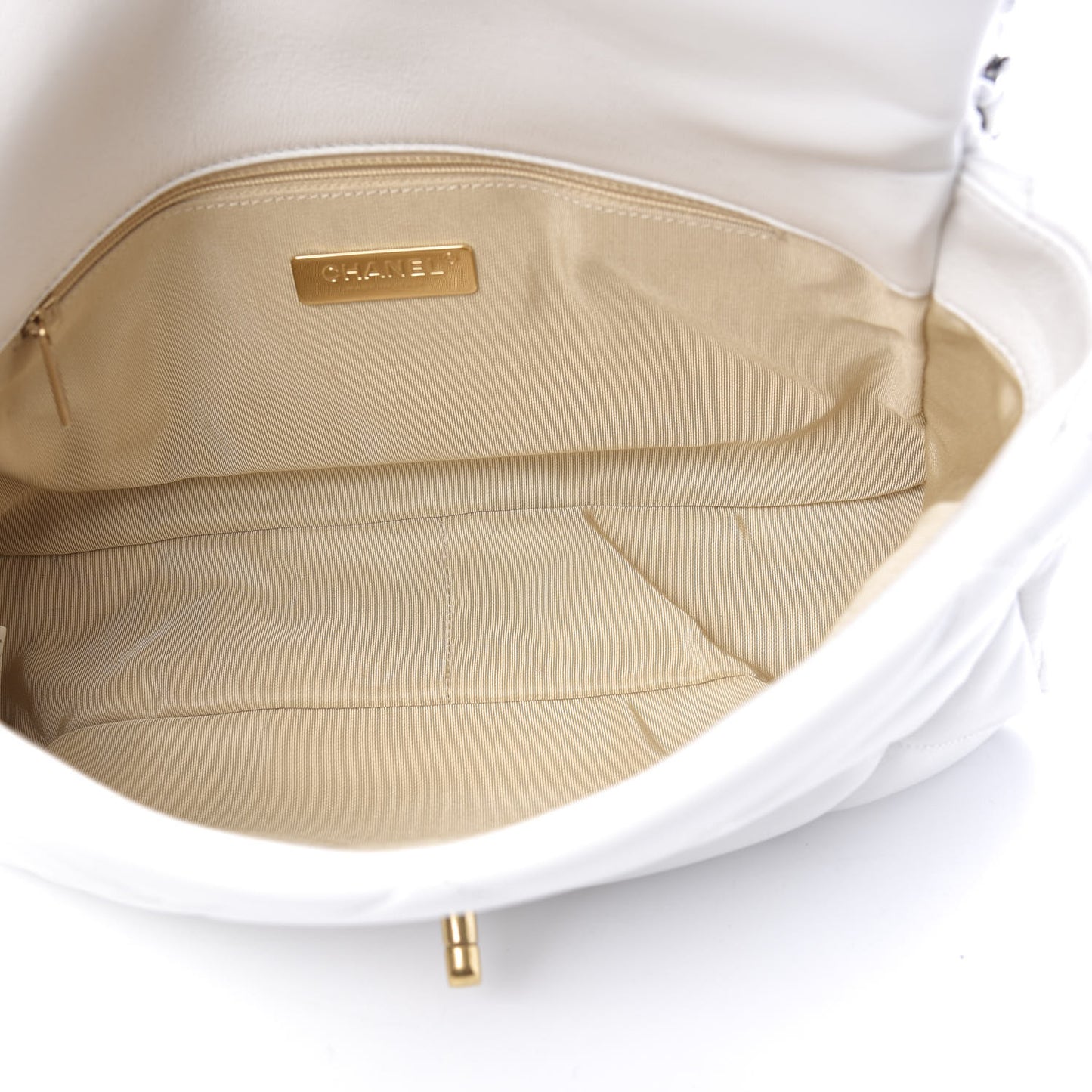 Goatskin Quilted Large 19 Flap White