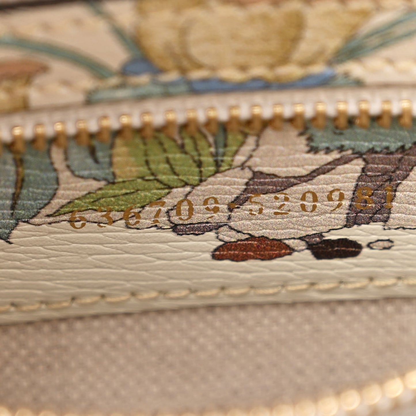 New Shangai Calfskin Tiger Savanah Small Jackie 1961 Hobo Chalky White Multicolor