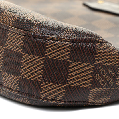 Louis Vuitton Damier Ebene South Bank Besace 9 of 9