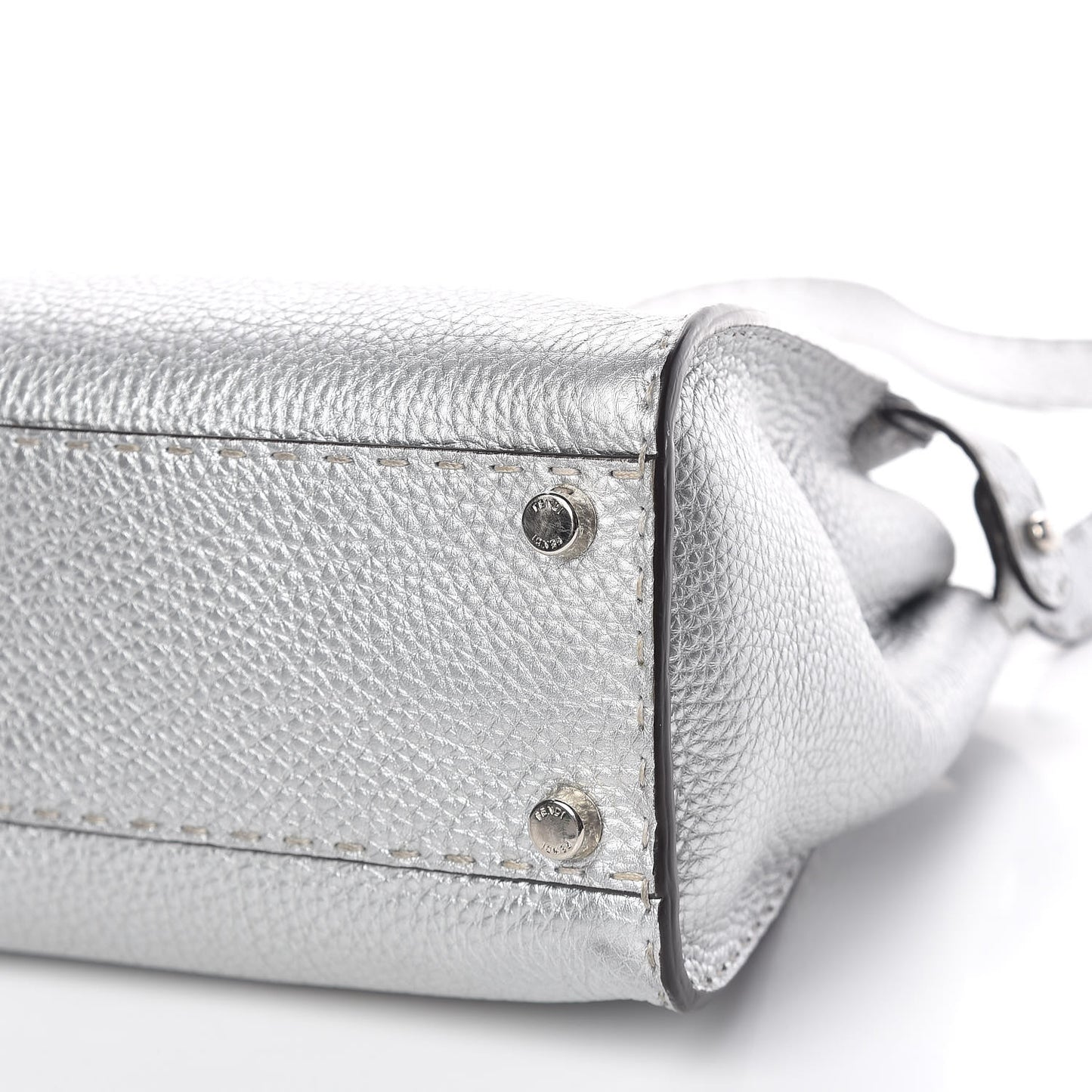 Cuoio Romano Lux Selleria Medium Peekaboo Iconic Satchel Argento