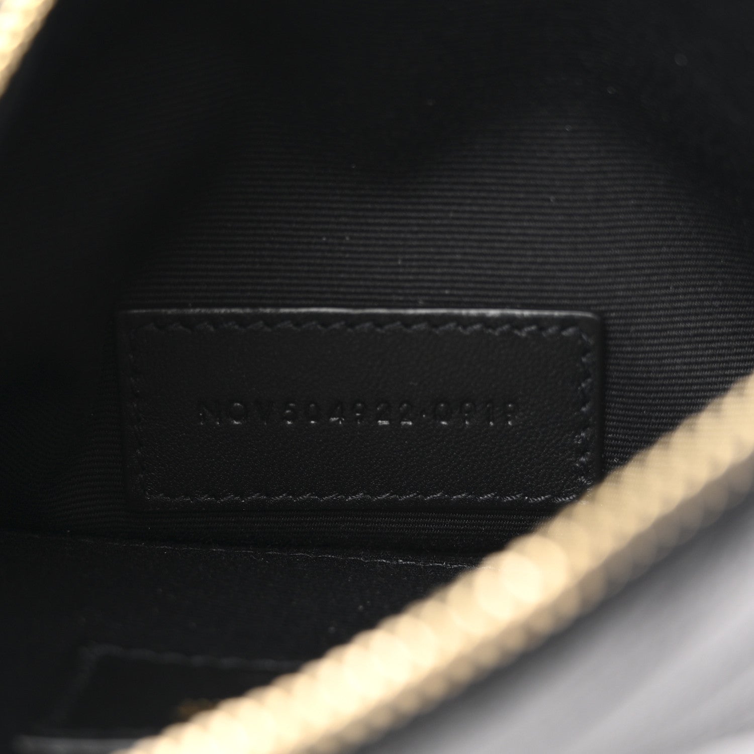 Saint Laurent Grain De Poudre Chevron Monogram Bill Pouch Black Black 7 of 8