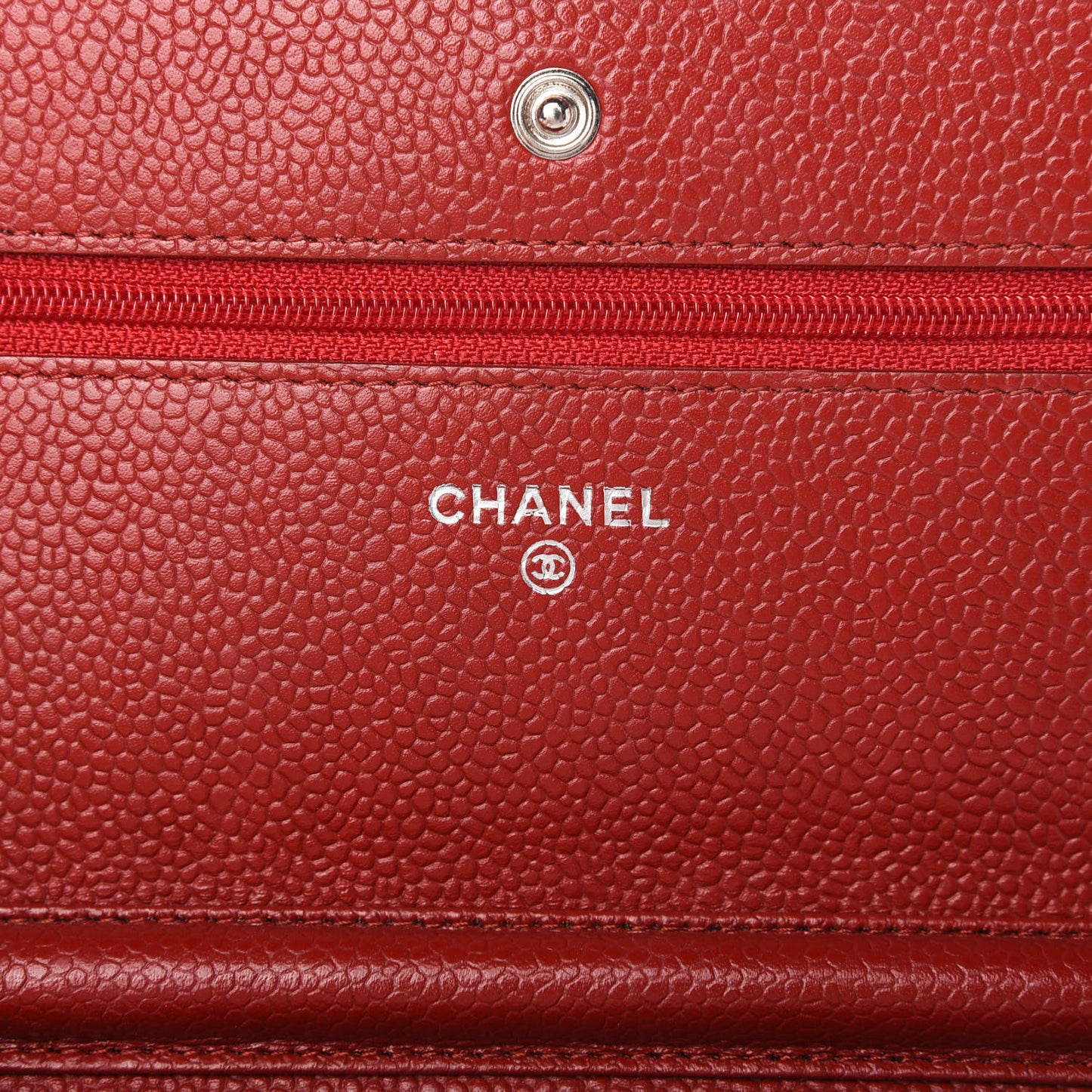 Caviar Quilted Wallet On Chain WOC Red