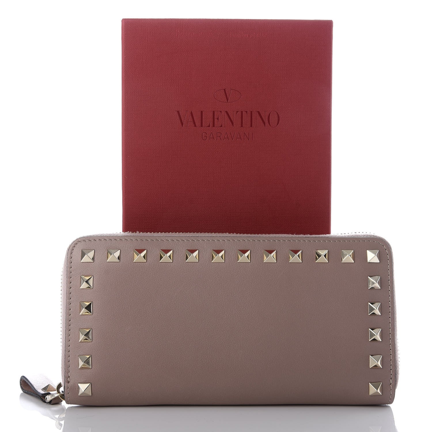 Valentino Garavani Calfskin Rockstud Zip Around Wallet Poudre 7 of 7