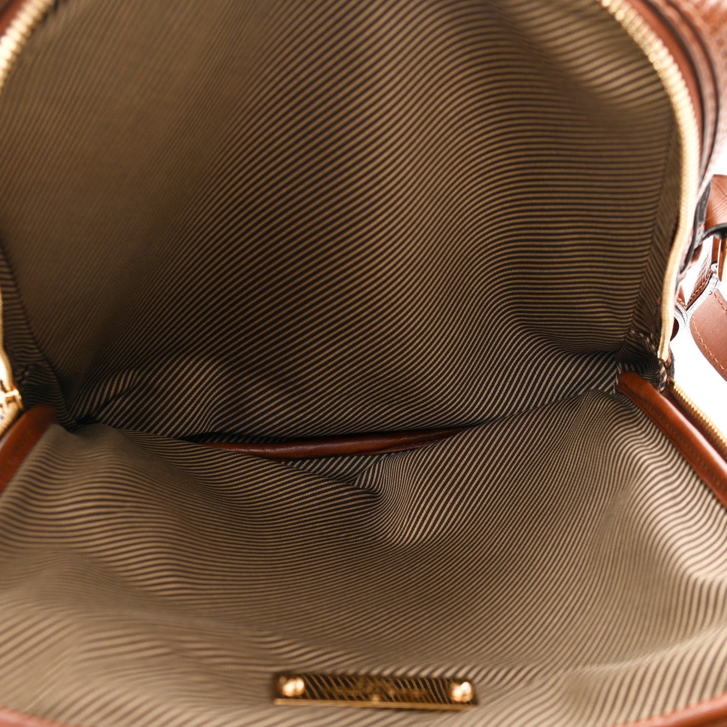 Louis Vuitton Bequia Trotter GM 6 of 16