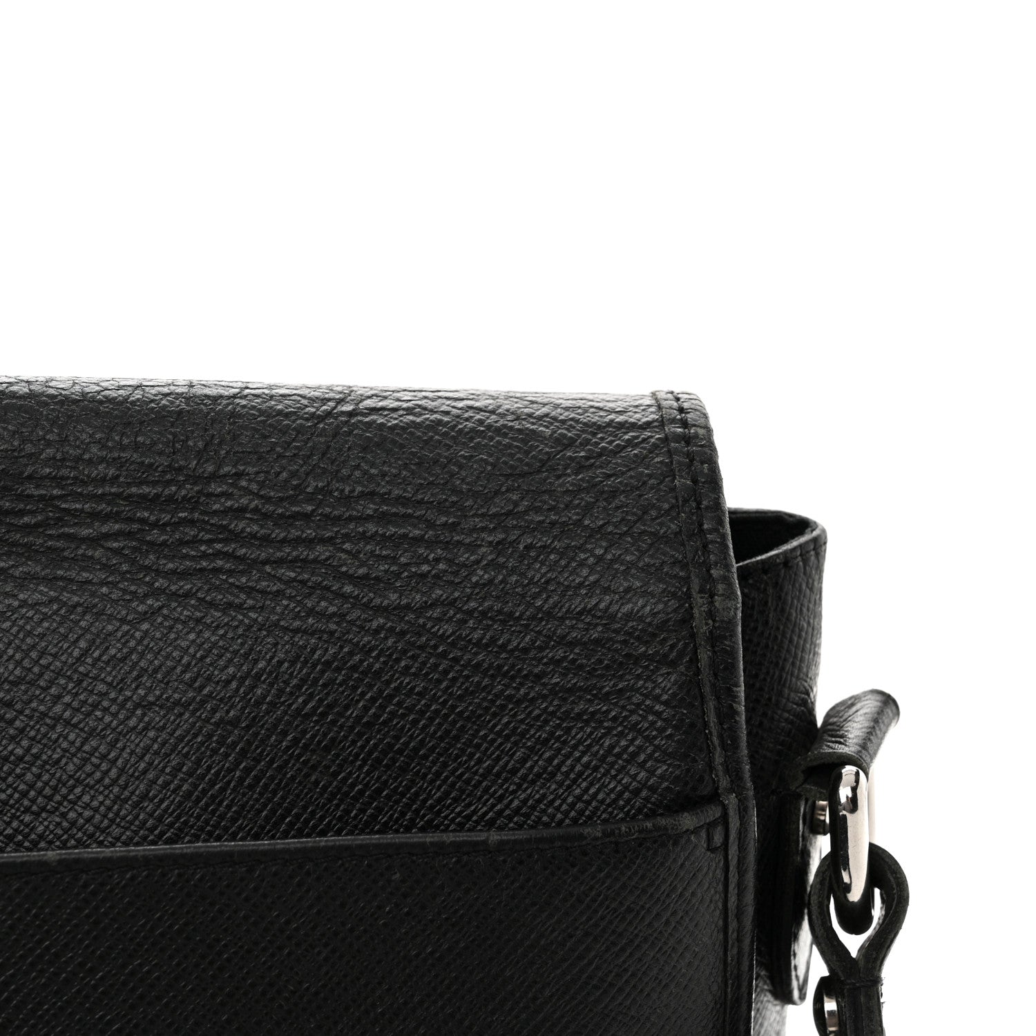 Louis Vuitton Taiga Andrei Ardoise 23 of 31