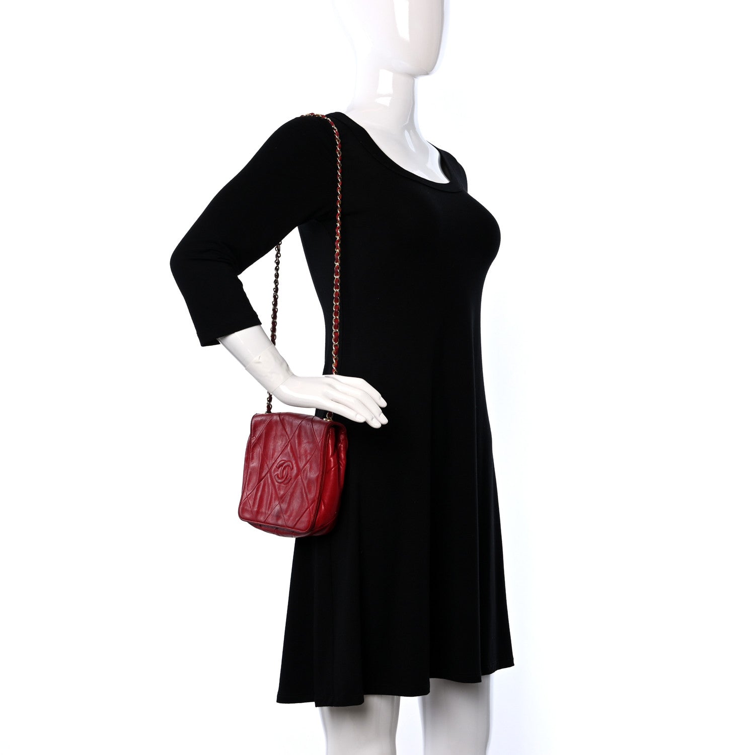 Chanel Lambskin Quilted CC Shoulder Bag Red 2 of 12