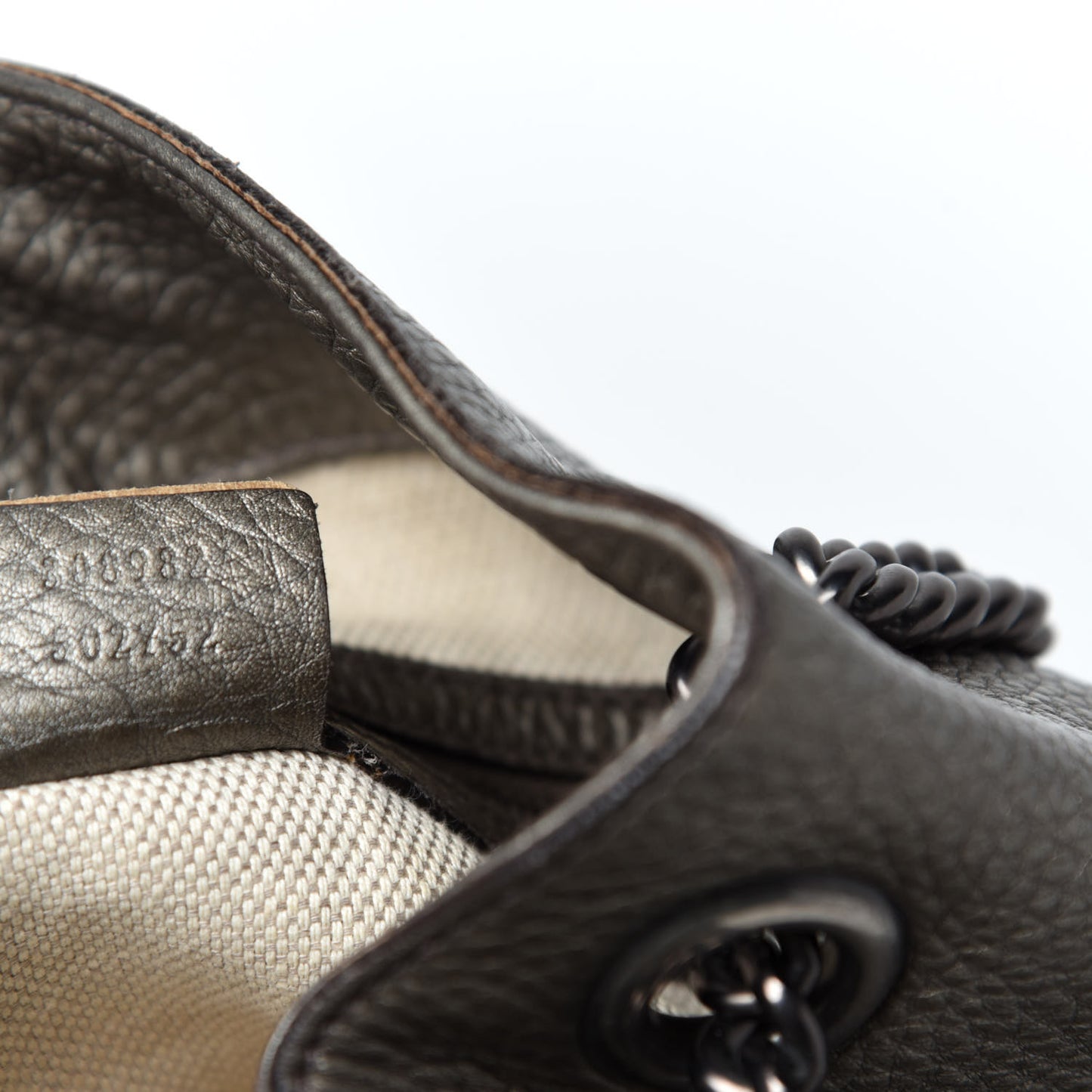 Metallic Pebbled Calfskin Medium Soho Chain Shoulder Bag Sasso