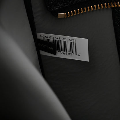 Marc Jacobs Grained Calfskin Large The Tote Bag Black 7 of 10