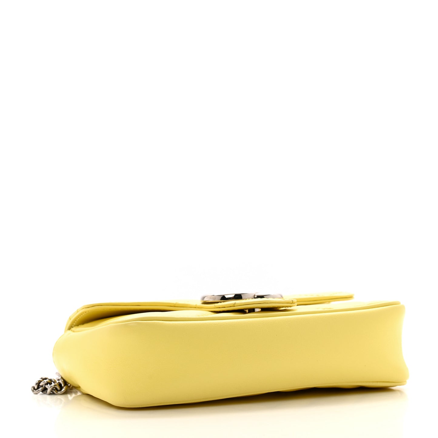 Calfskin Matelasse Super Mini GG Marmont Shoulder Bag Banana