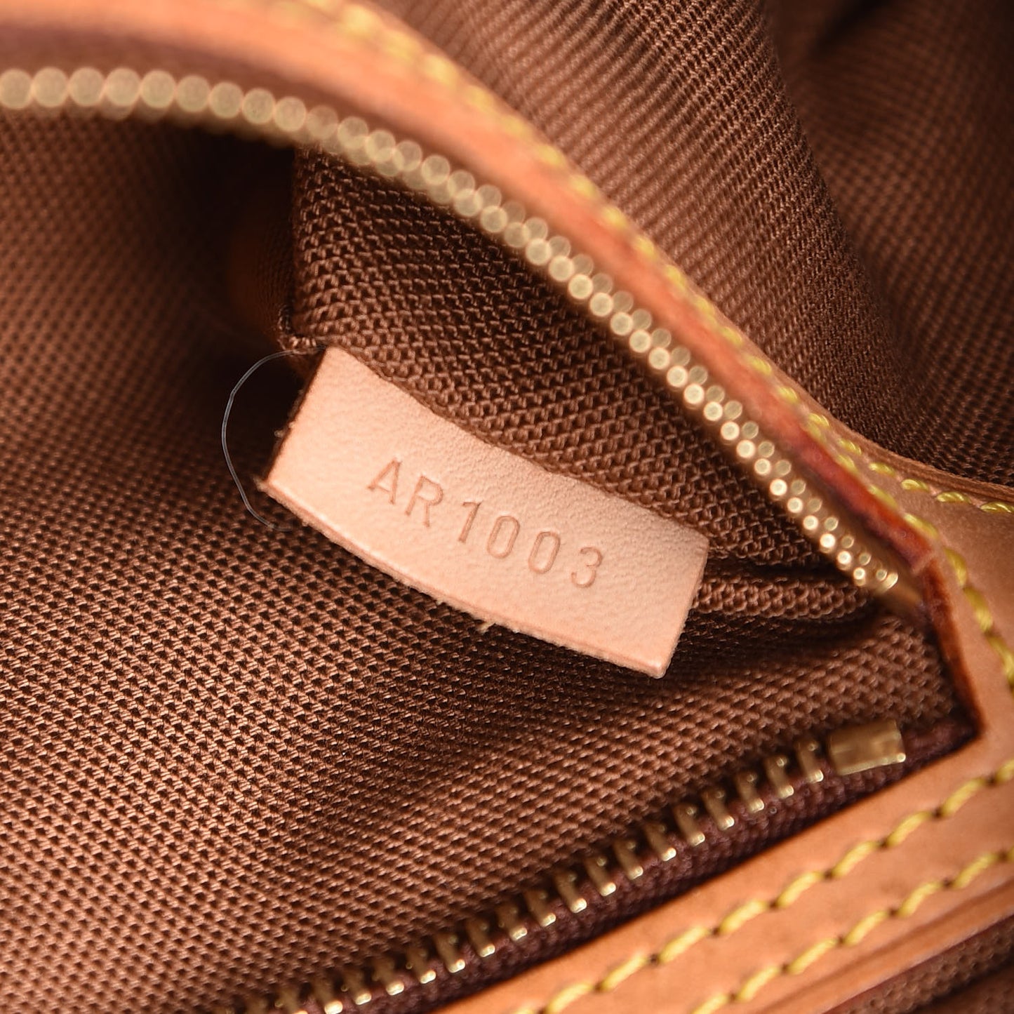 Monogram Trotteur