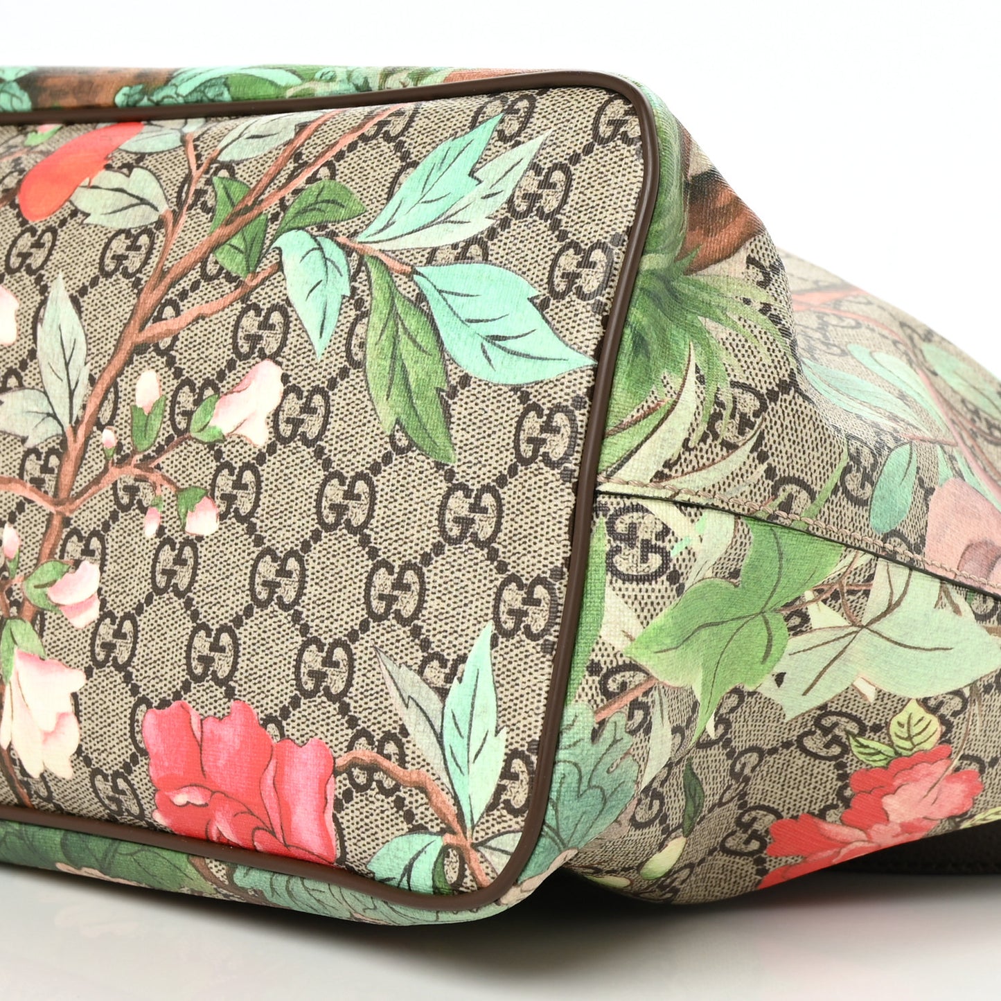 Soft GG Supreme Monogram Tian Medium Crossbody Tote Beige Multicolor New Acero