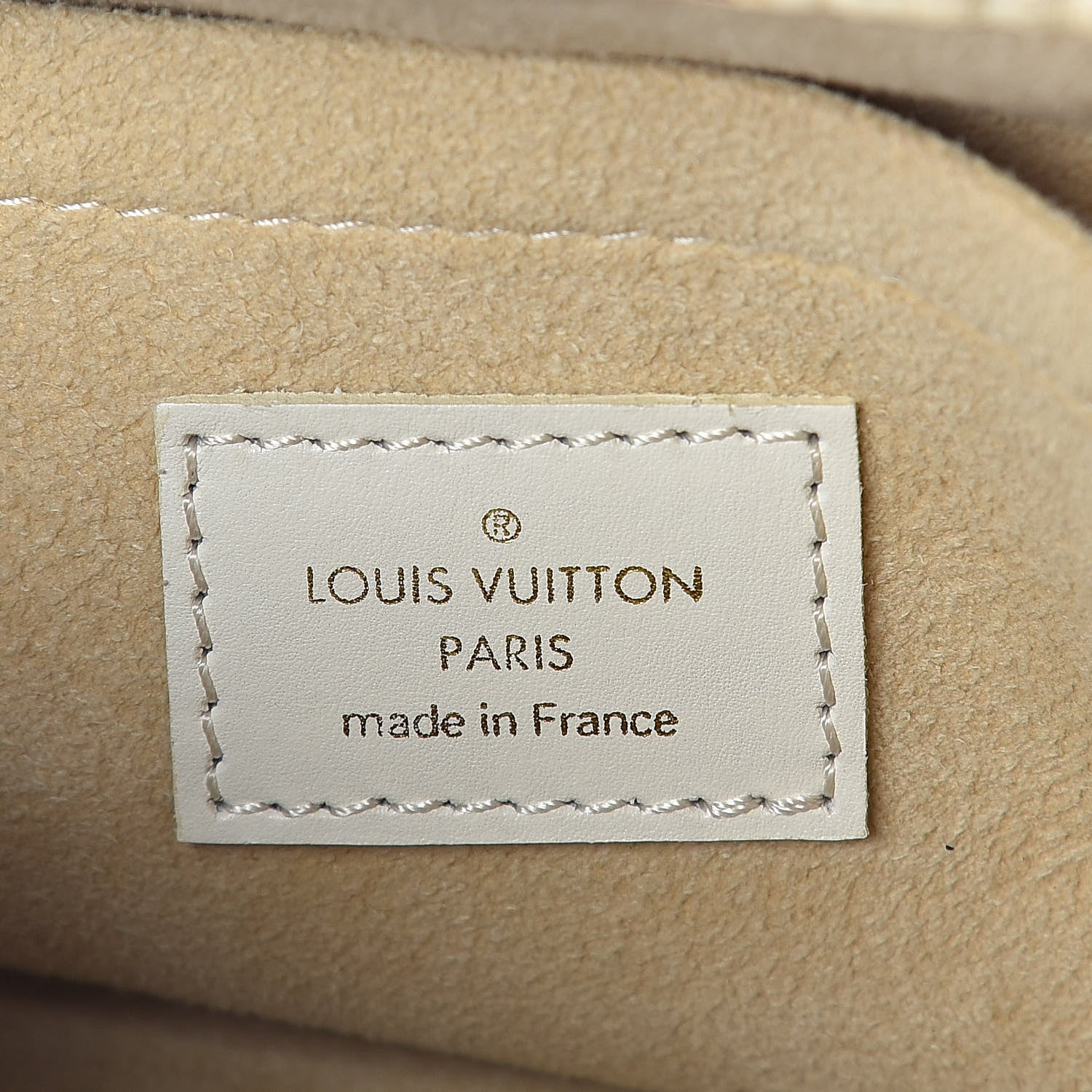Louis Vuitton Mini Lin Trapeze PM Camel 6 of 11