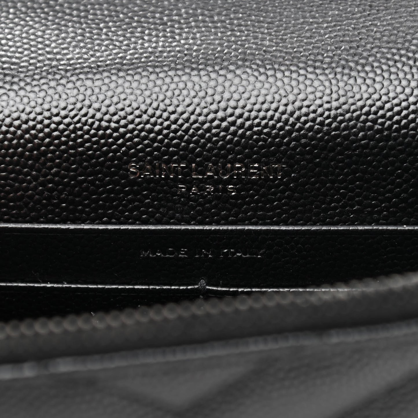 Grain De Poudre Matelasse Chevron Monogram Monochrome Envelope Chain Wallet Black