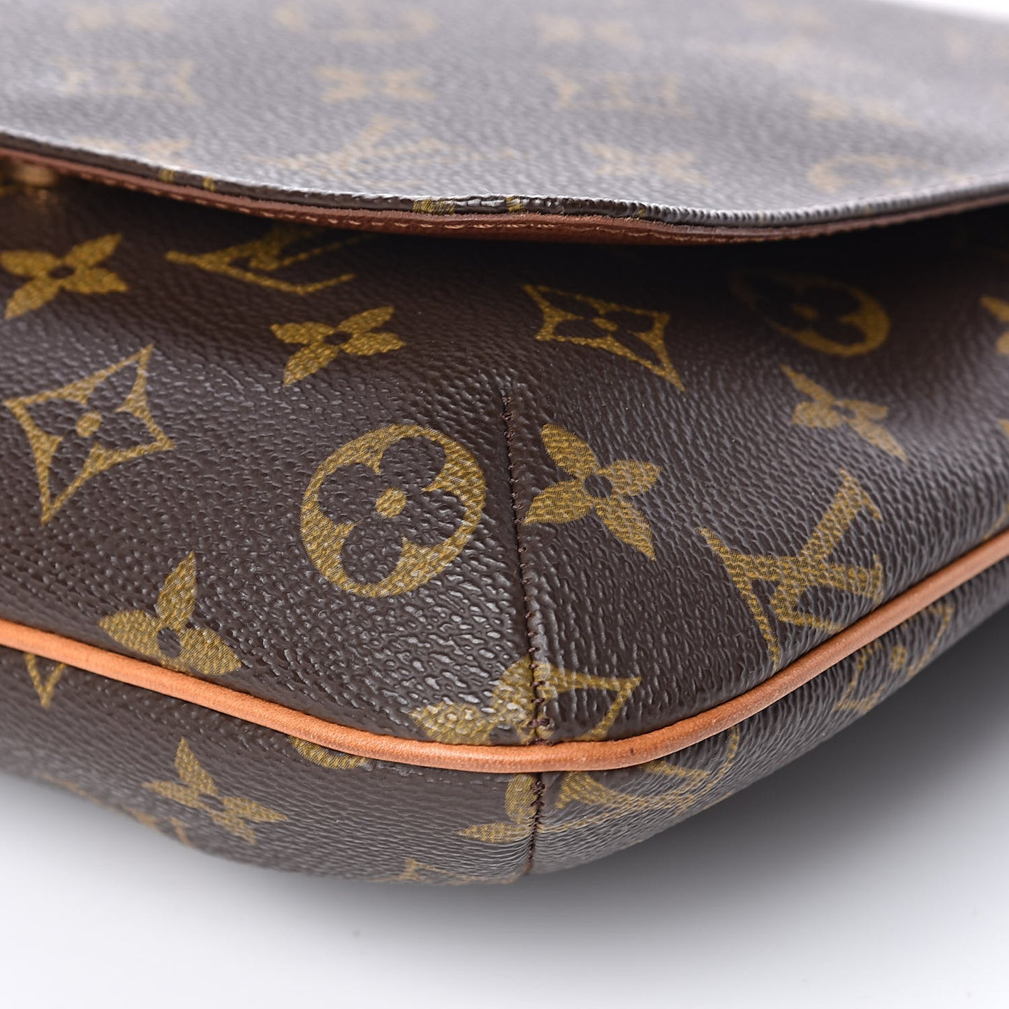 Monogram Musette Salsa