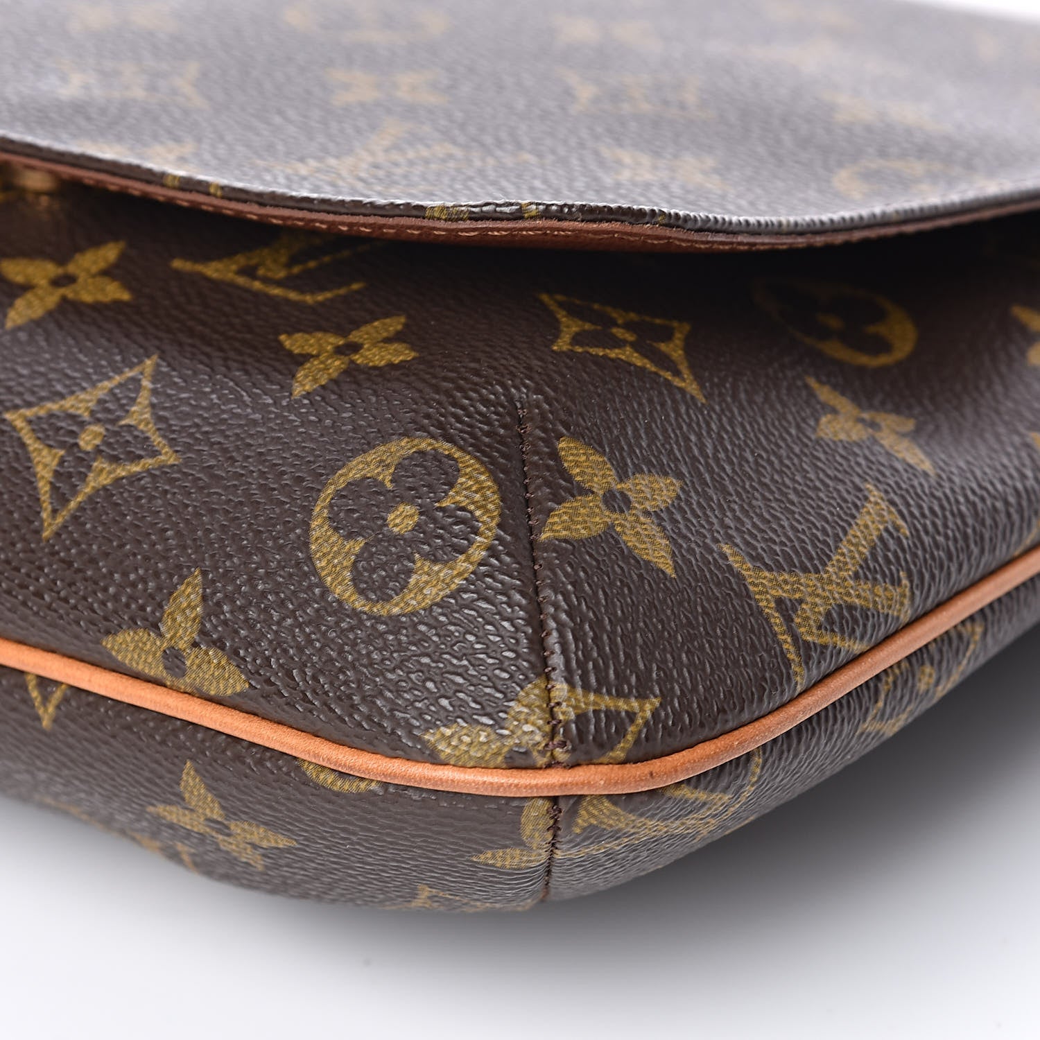 Louis Vuitton Monogram Musette Salsa 8 of 9