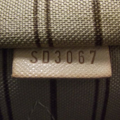 Louis Vuitton Monogram Neverfull MM 9 of 9