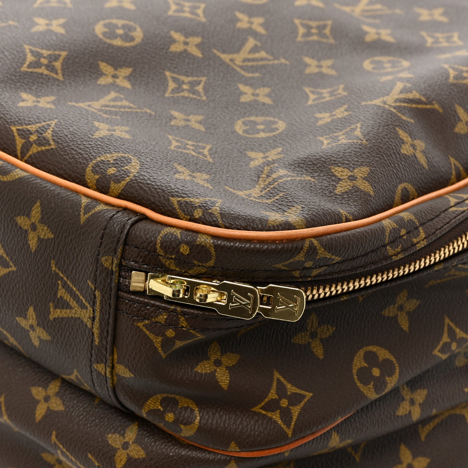 Louis Vuitton Monogram Alize 24 Heures Luggage 20 of 21
