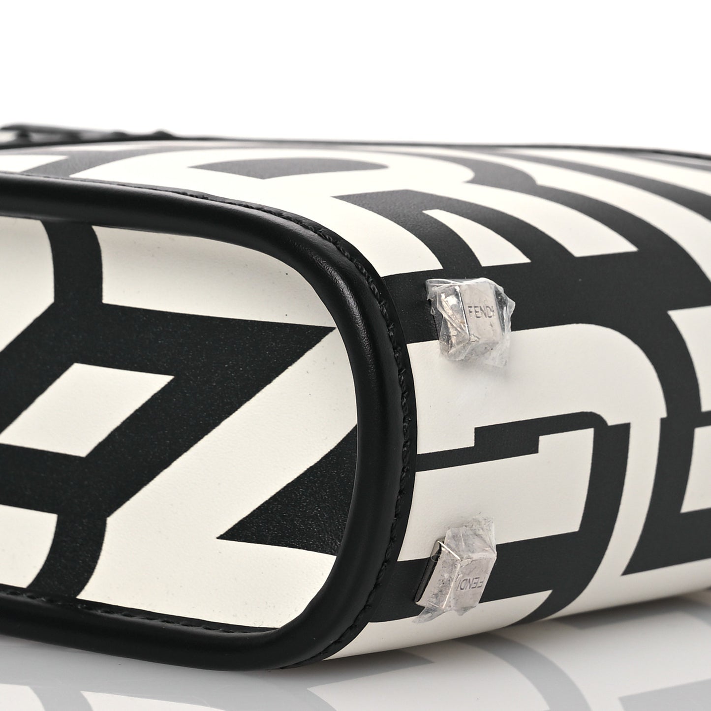 X MARC JACOBS Vitello King Plexiglass Logo Print Mini Fendi Sunshine Shopper Tote Black White