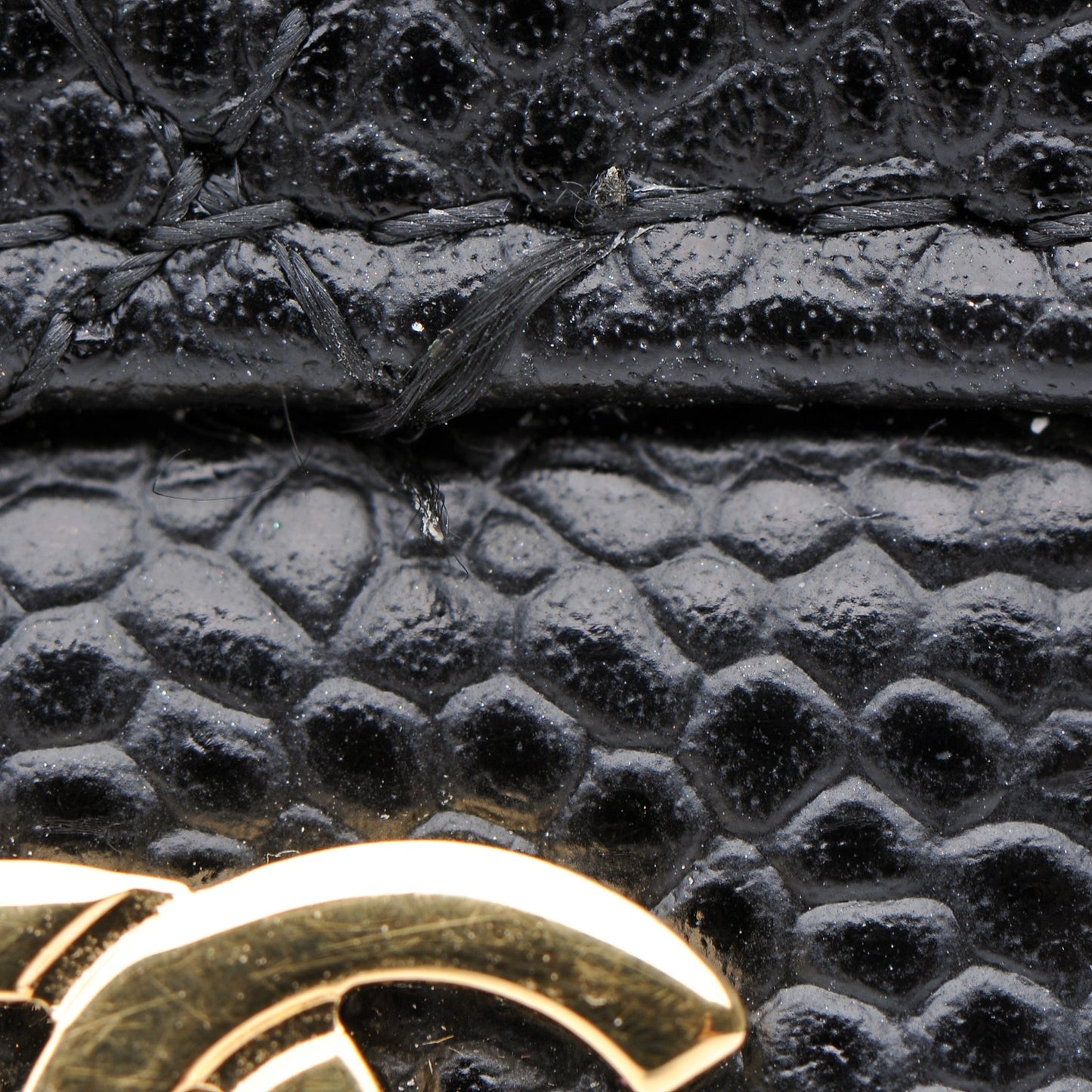 Caviar Quilted Compact Flap Wallet Black