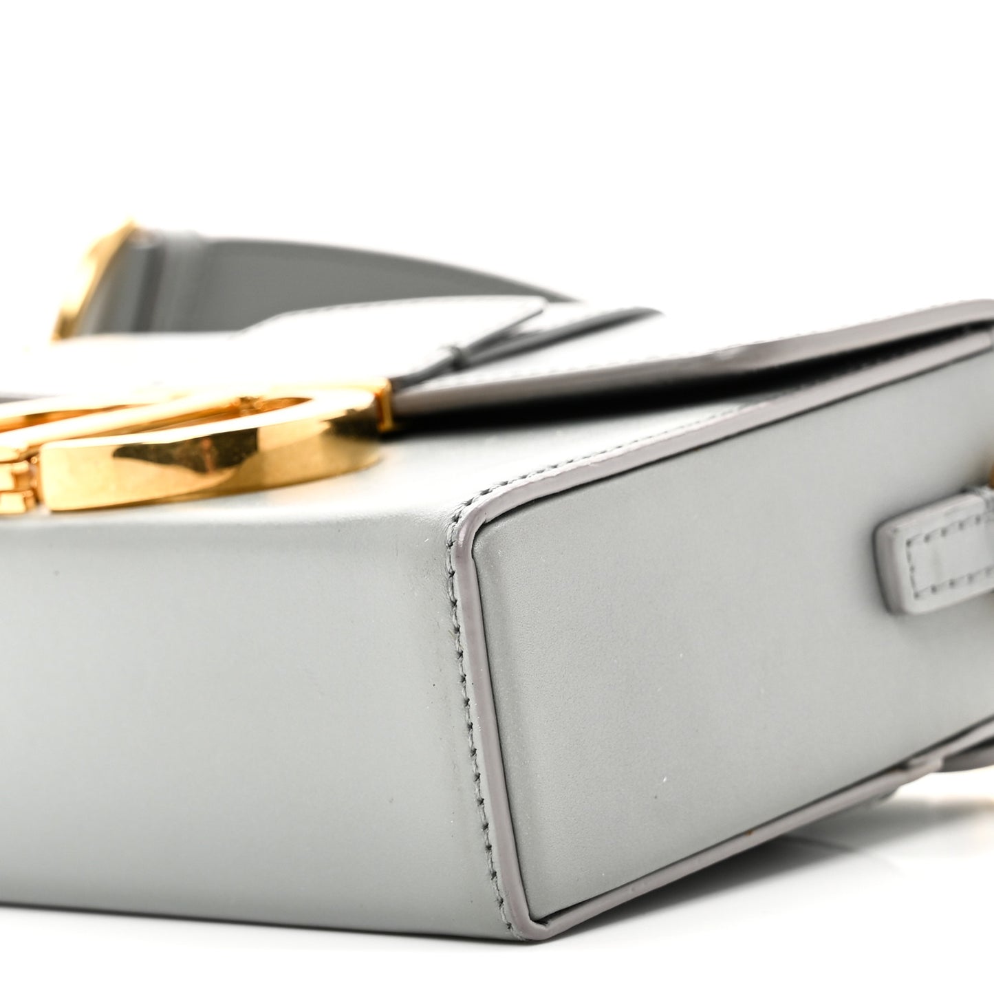 Box Calfskin 30 Montaigne Box Bag Stone Grey