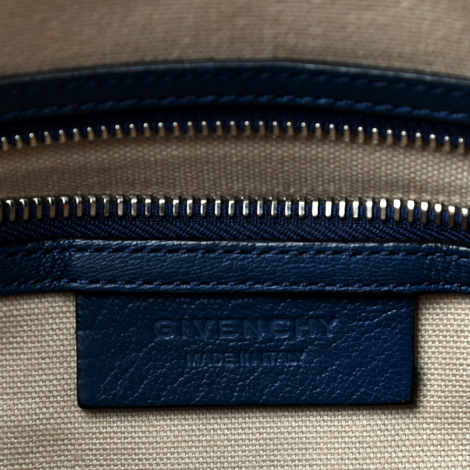 Givenchy Sugar Goatskin Medium Antigona Navy 7 of 10