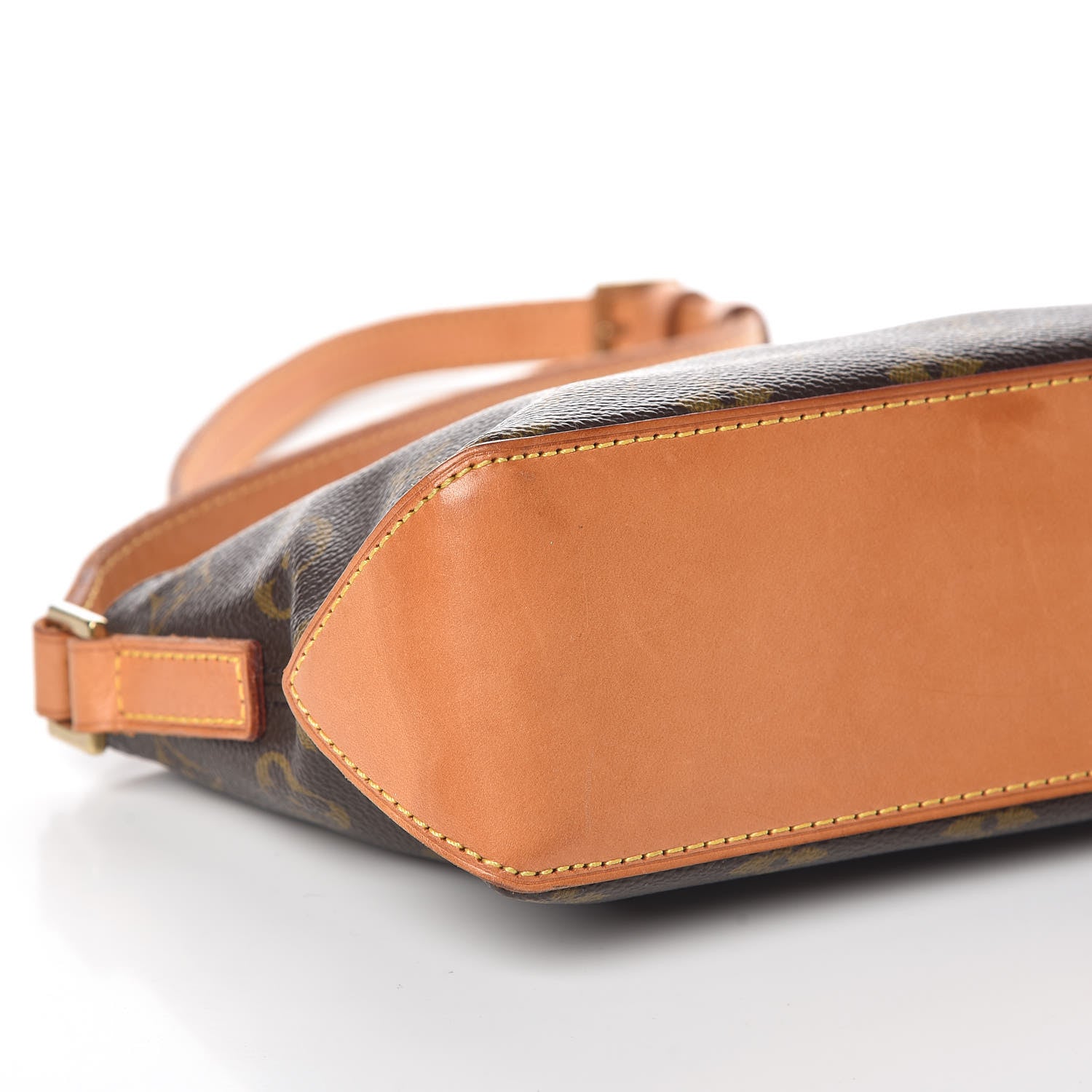 Louis Vuitton Monogram Trotteur 5 of 9