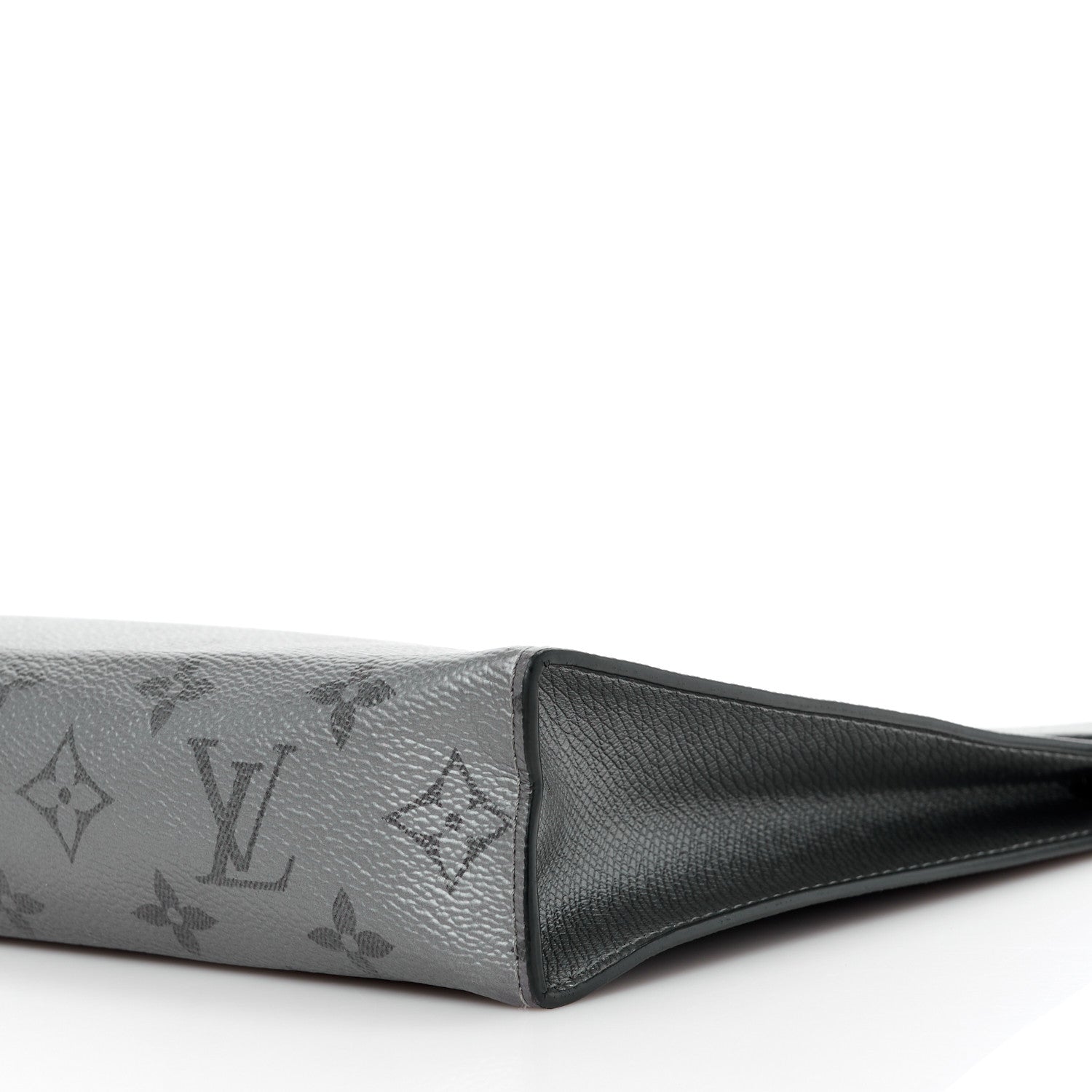 Louis Vuitton Taigarama Pochette Voyage MM Gunmetal 10 of 10