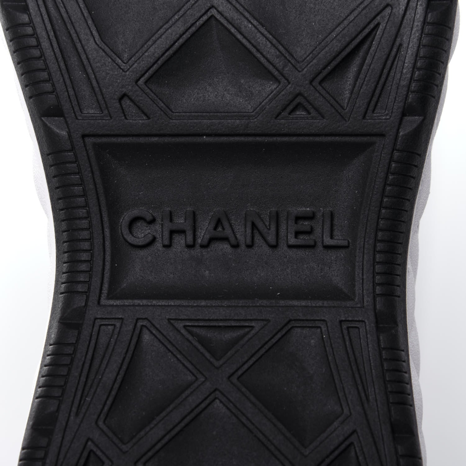 Chanel Velvet Calfskin Mixed Fibers CC Sneakers 37 Black 10 of 12