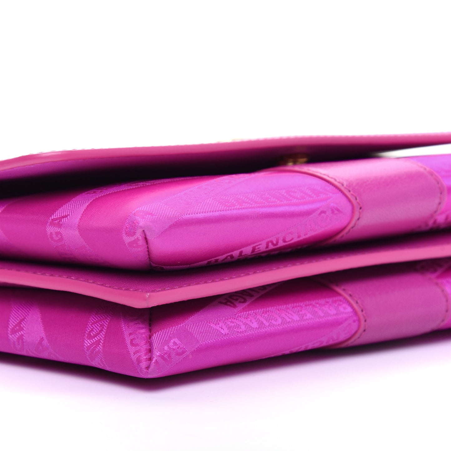 Jacquard Nylon Calfskin Shift Wallet On Strap Pink