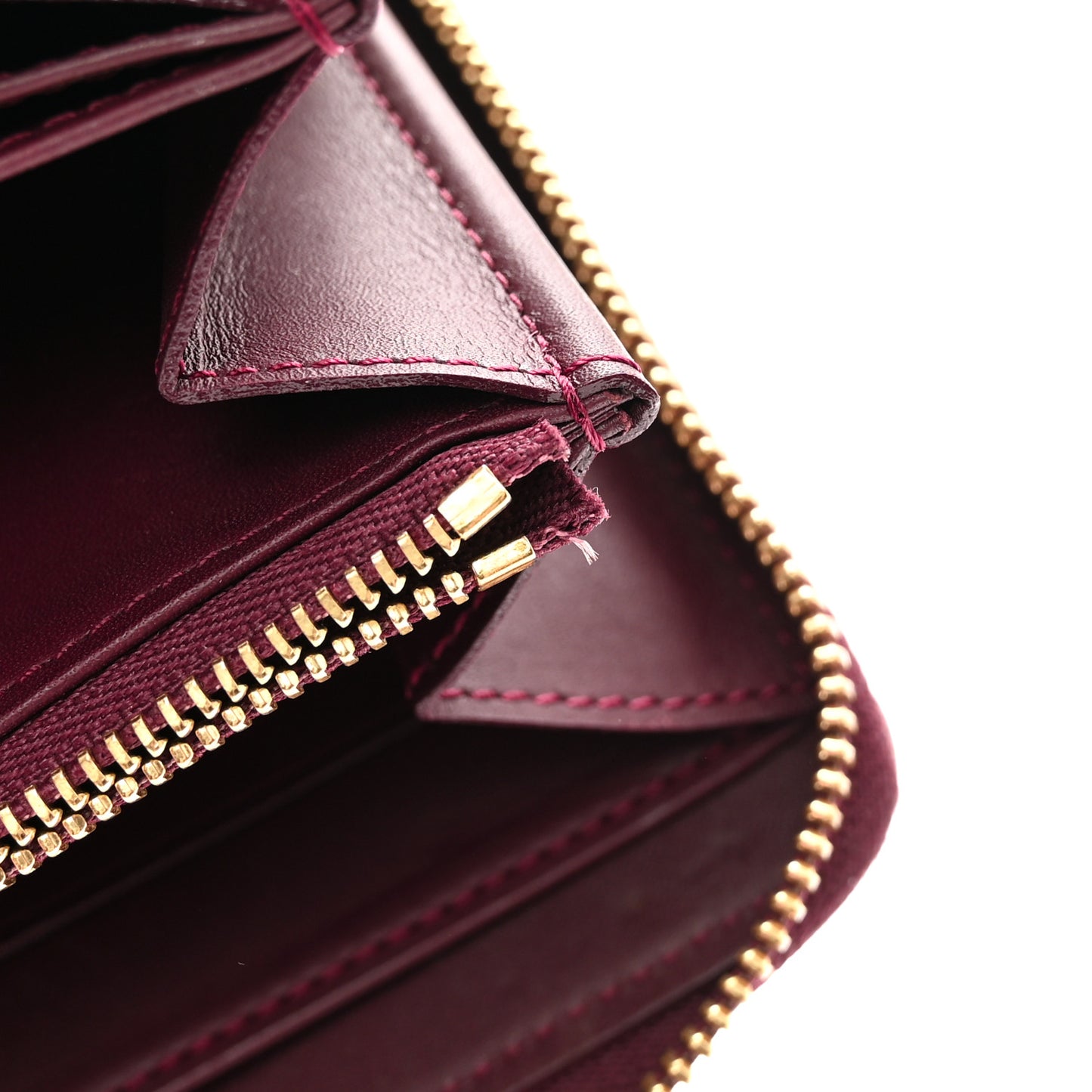 LOUIS VUITTON Vernis Zippy Wallet Rouge Fauviste