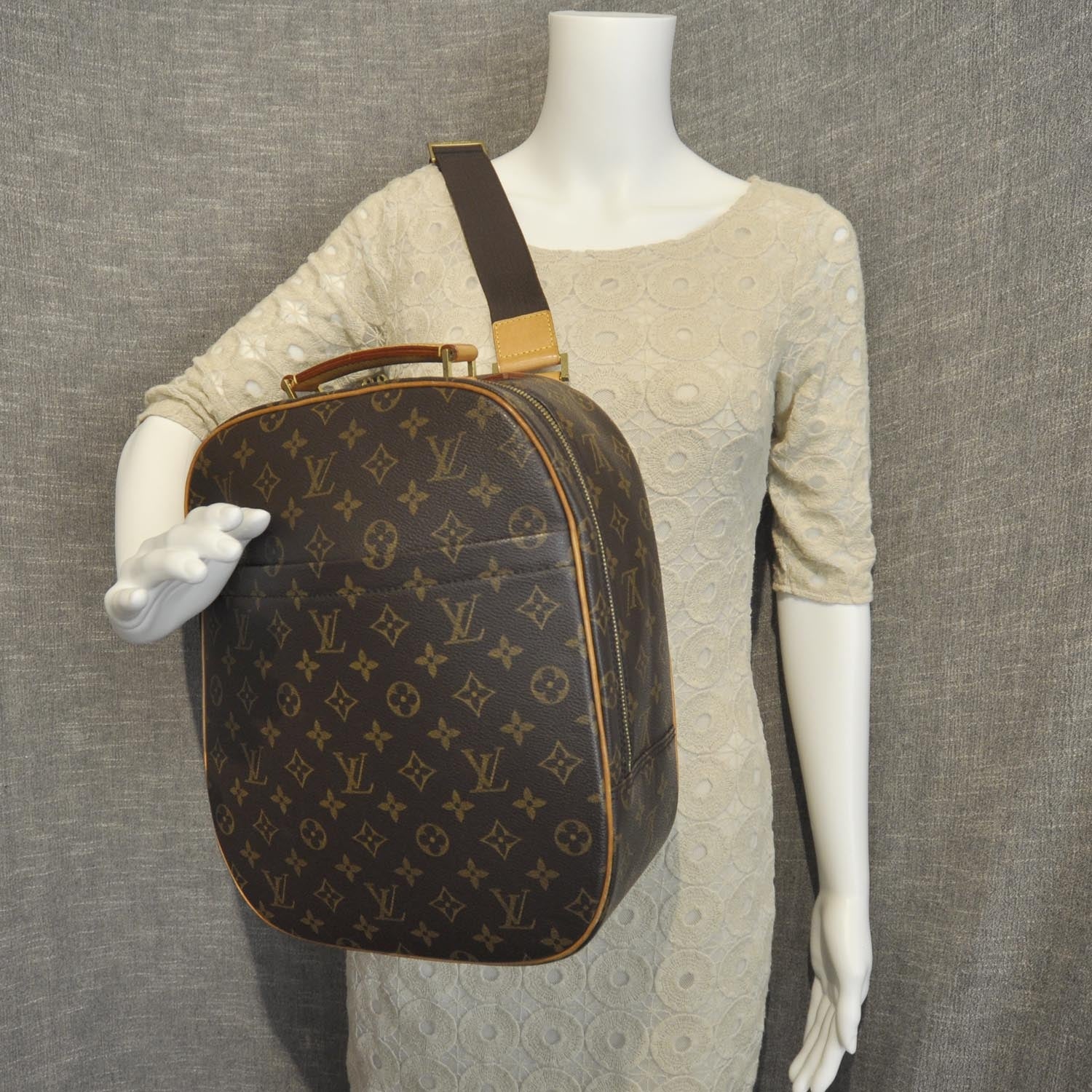 Louis Vuitton Monogram Sac a Dos Packall 2 of 9