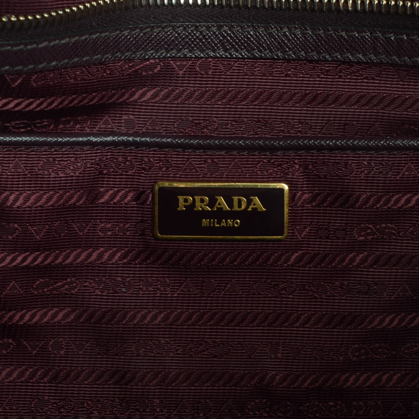Saffiano Lux Large Tote Bordeaux