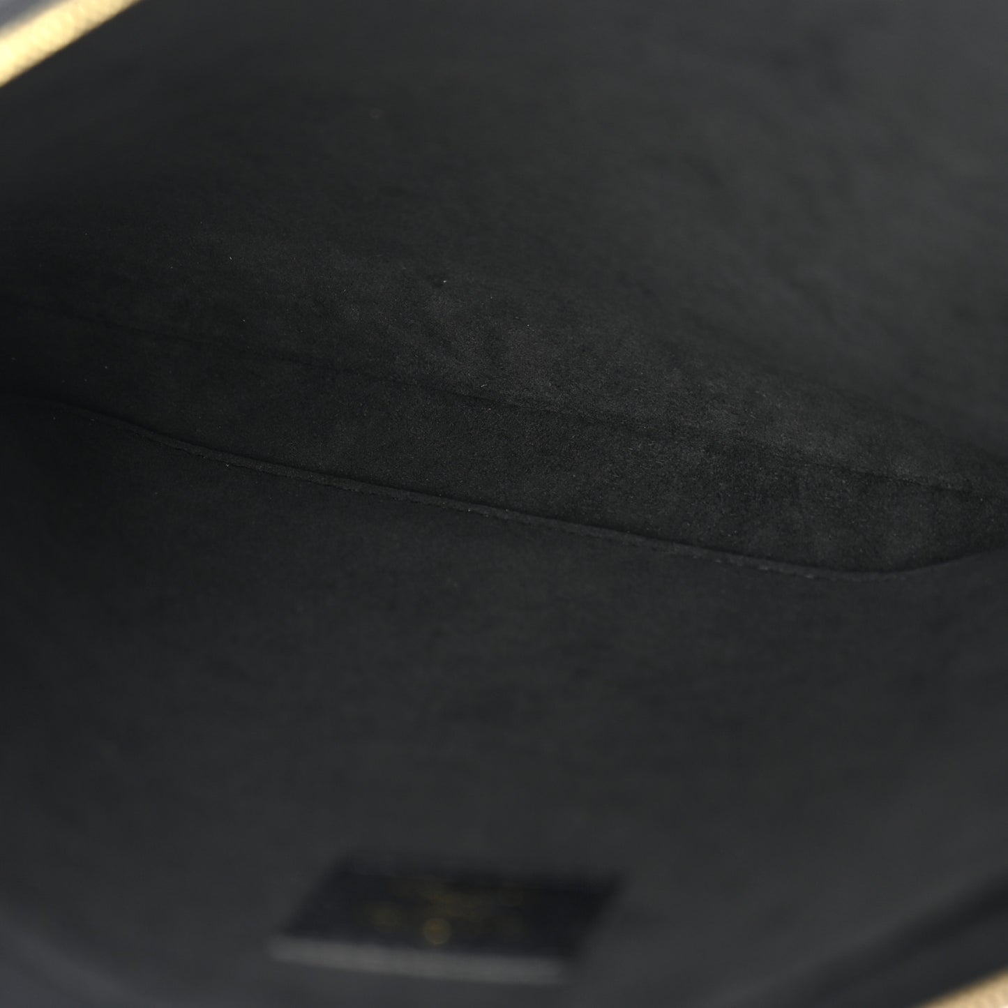 Monogram Daily Pouch Black