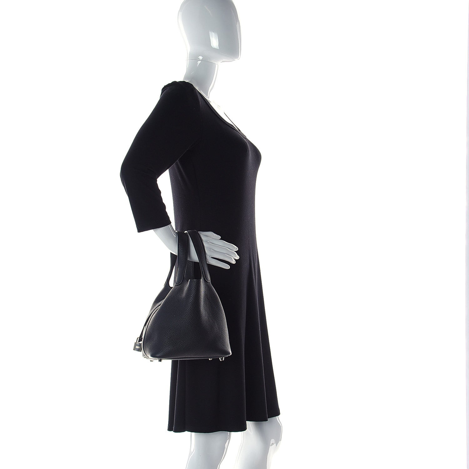 Hermes Taurillon Clemence Picotin Lock 18 PM Black 2 of 7