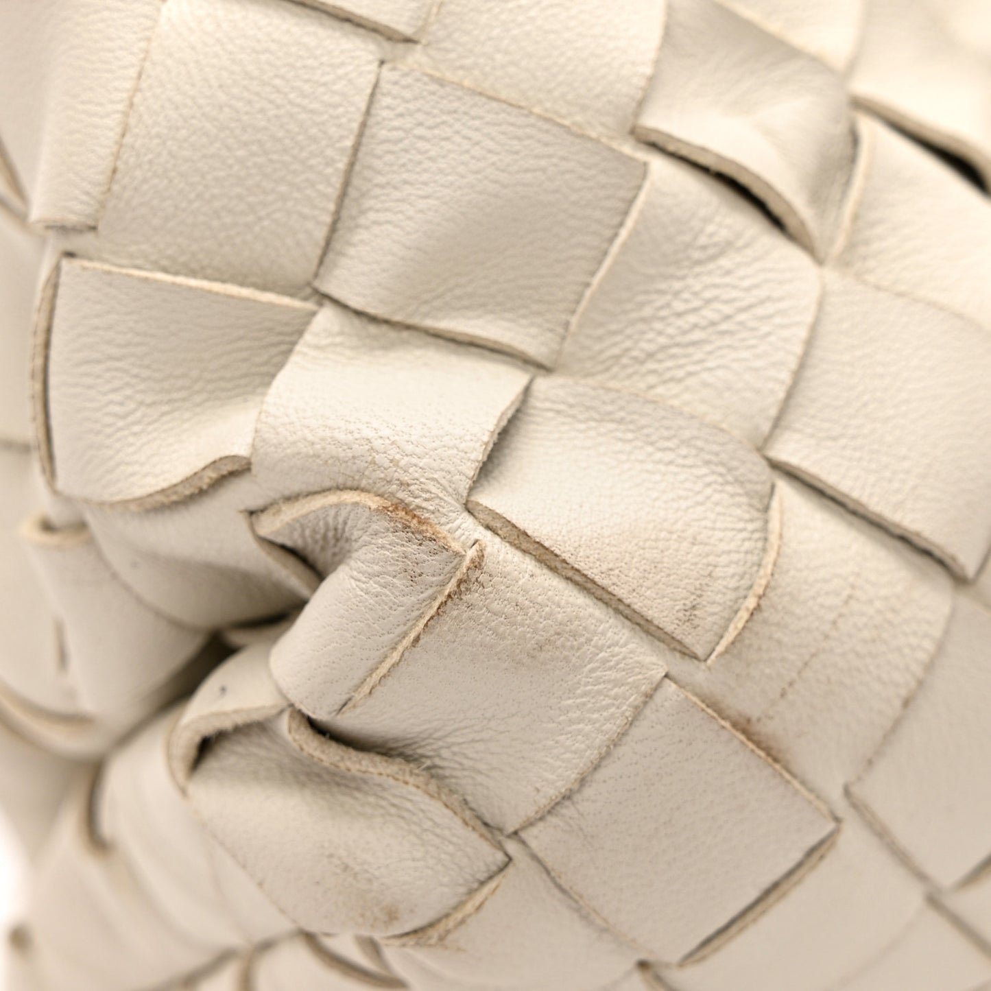 Nappa Maxi Intrecciato The Pouch Oversized Clutch Plaster