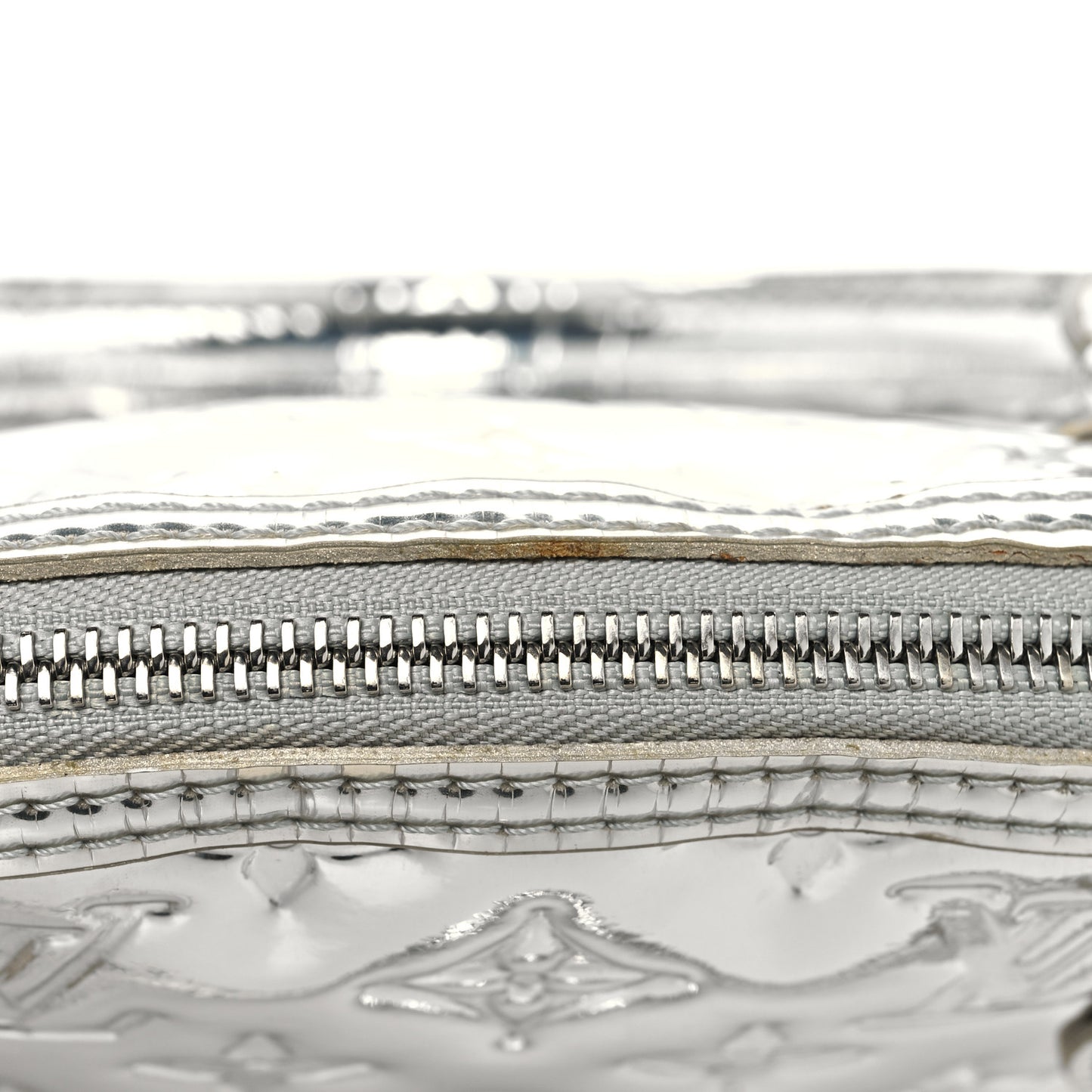 Monogram Miroir Lockit Silver