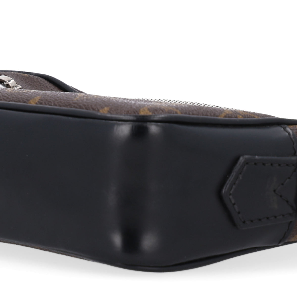 Monogram Macassar Kasai Clutch Black