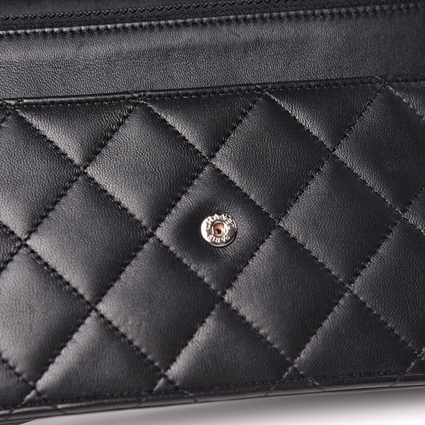 Lambskin Quilted Wallet On Chain WOC Black