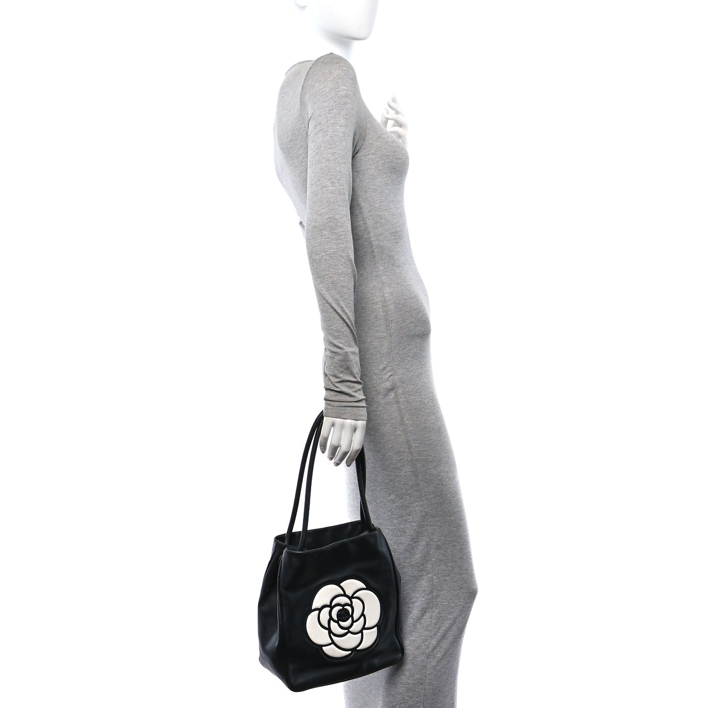 Lambskin Camellia Tote Black
