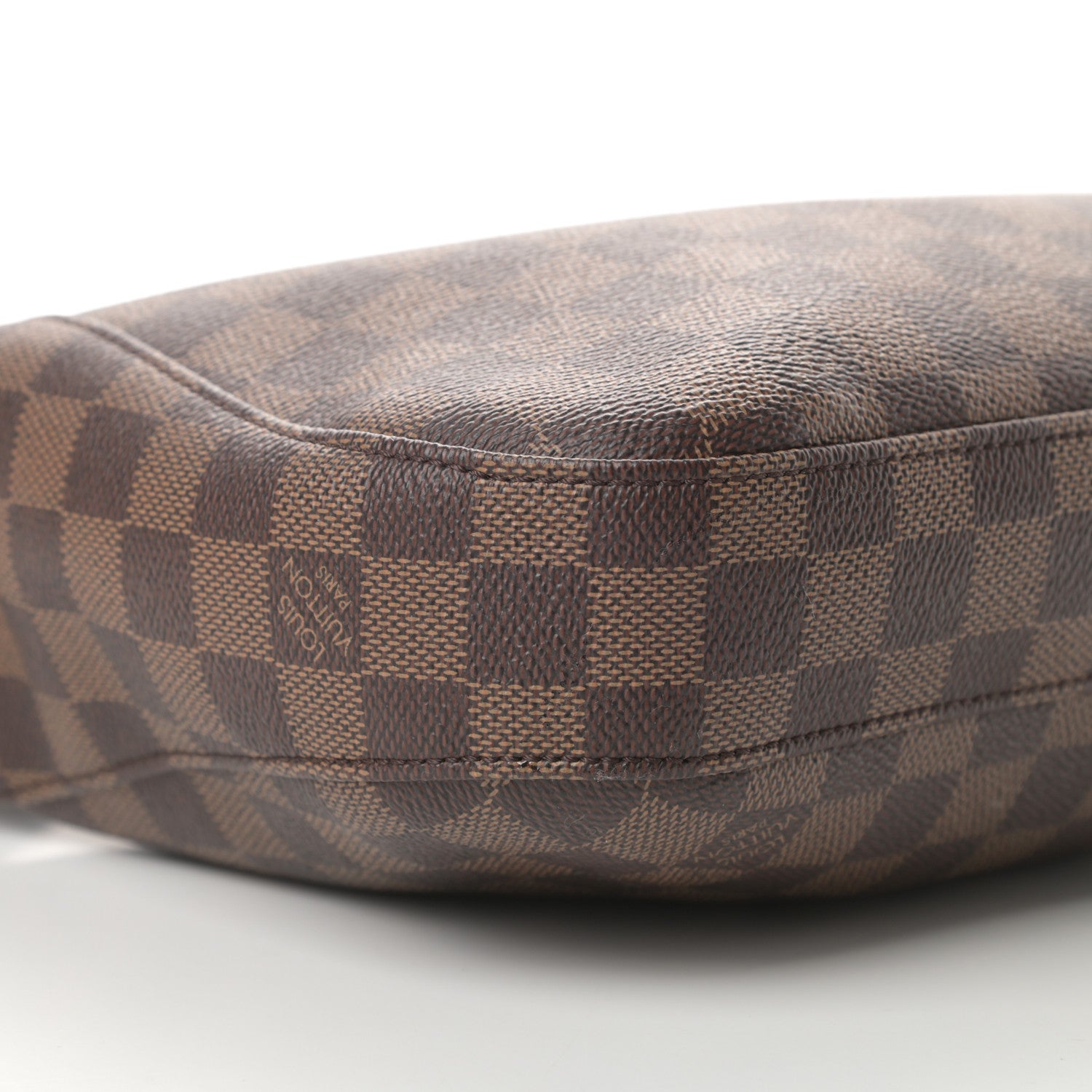 Louis Vuitton Damier Ebene South Bank Besace 10 of 13