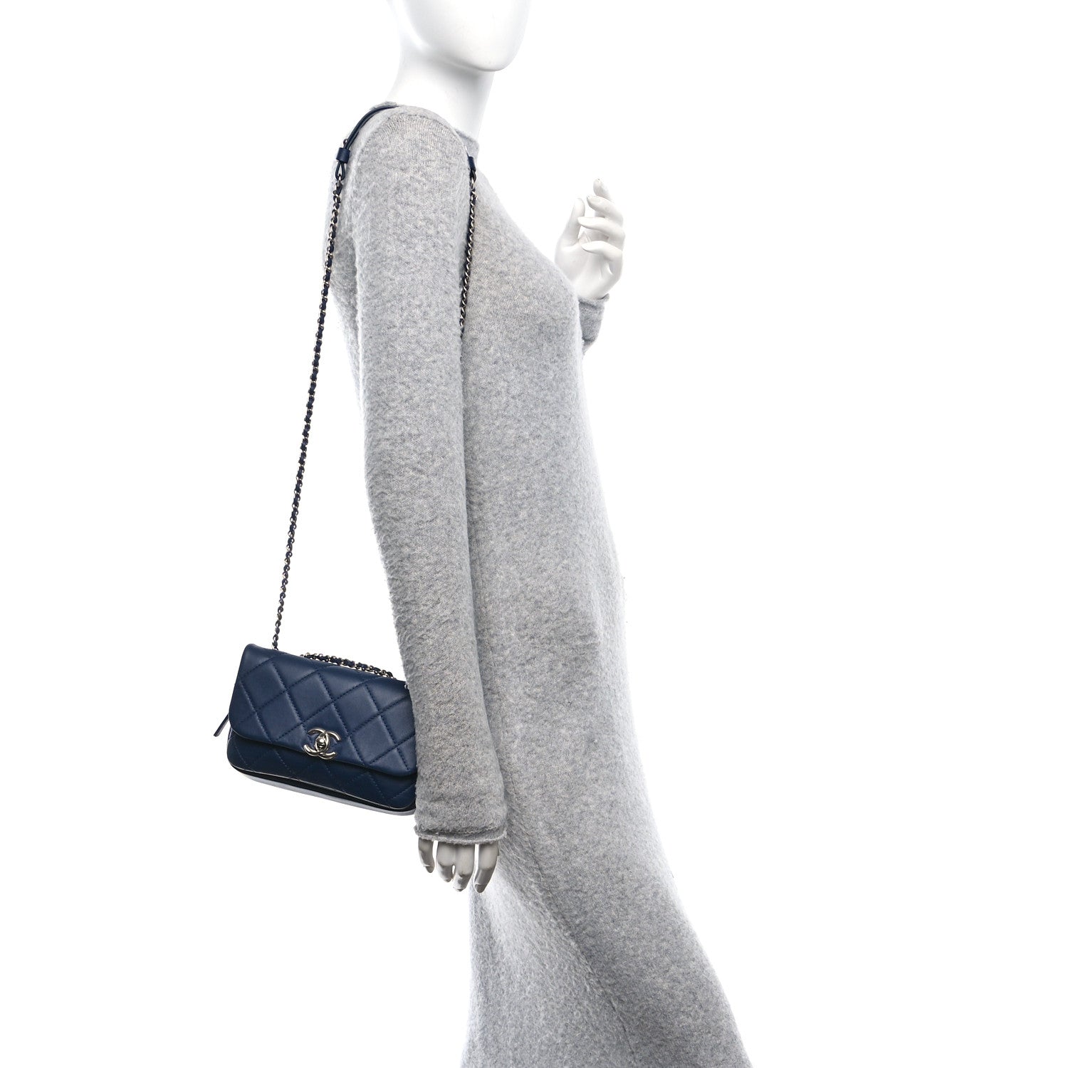 Chanel Lambskin Quilted CC Flap Navy 2 of 10