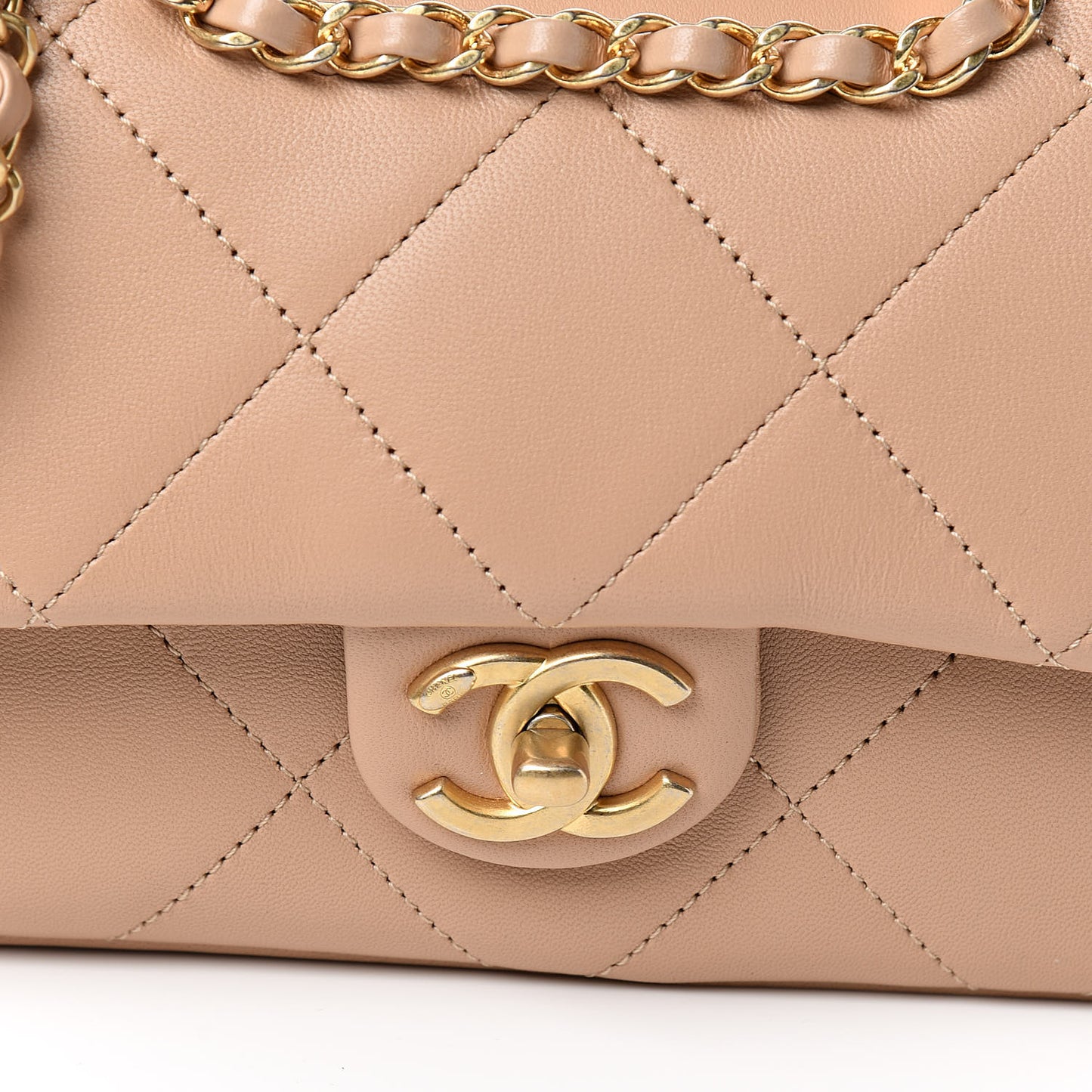Lambskin Quilted Medium Chain Clutch Flap Beige