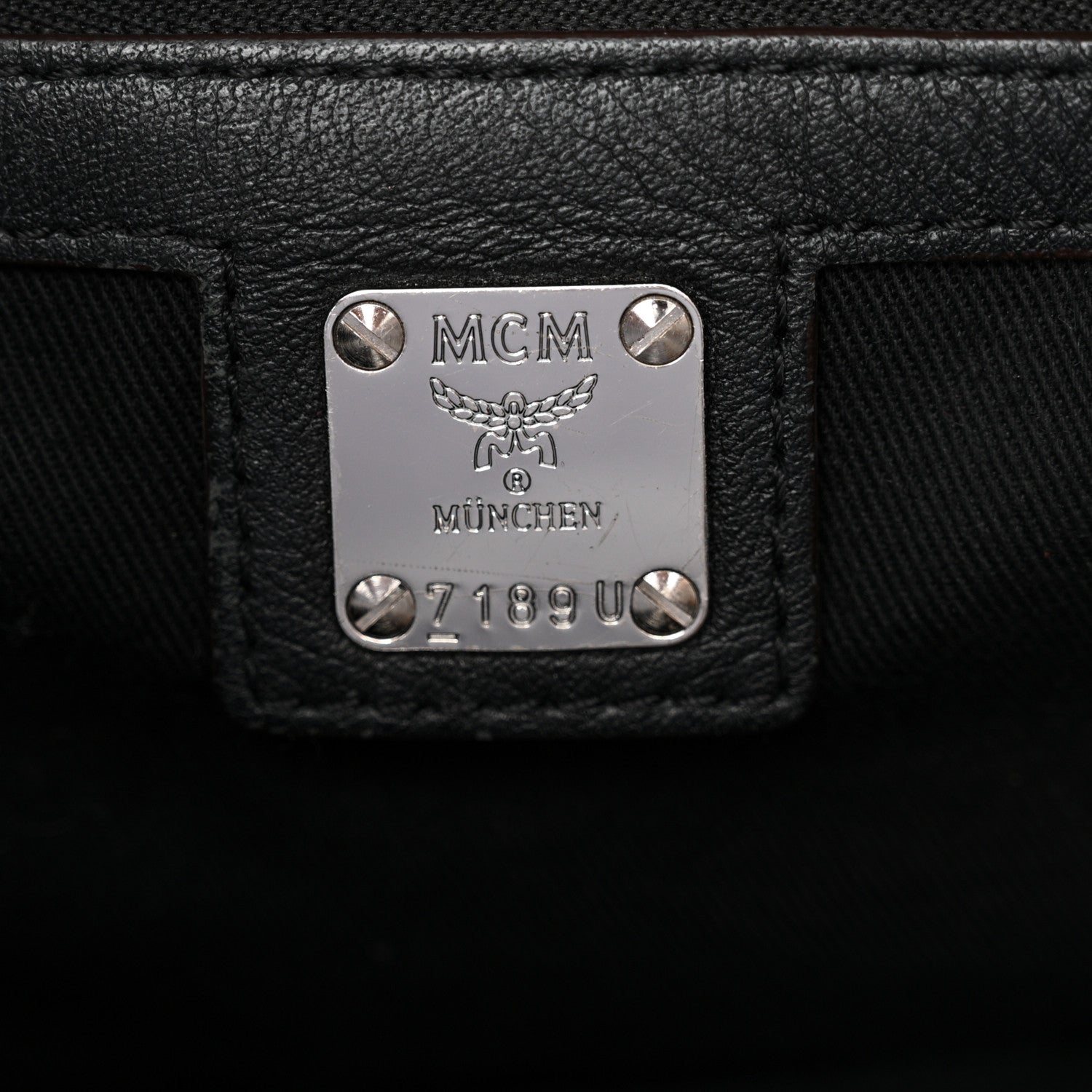 MCM Calfskin Ottomar Large Klara Hobo Black 6 of 12