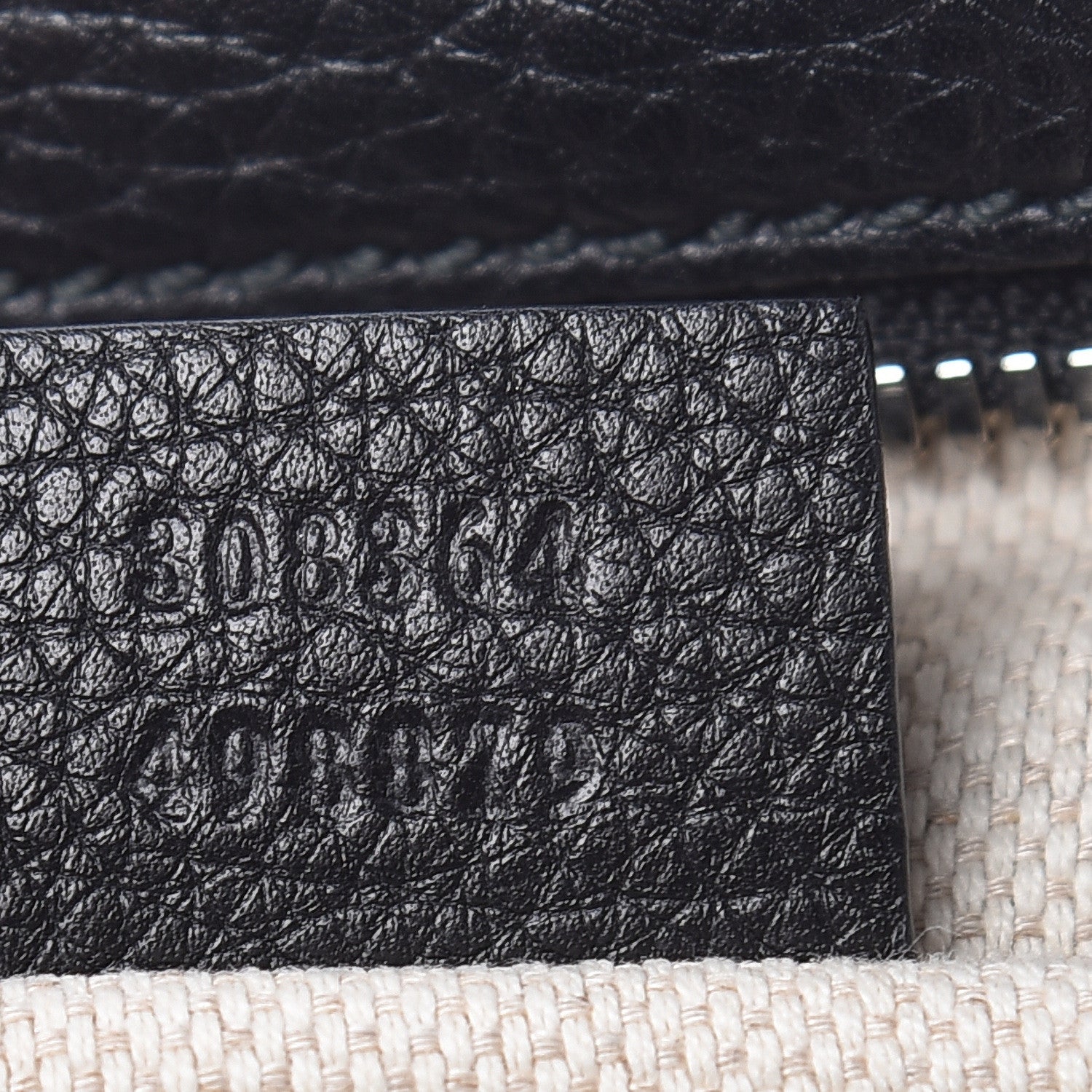 Gucci Pebbled Calfskin Studded Small Soho Disco Bag Black 7 of 12