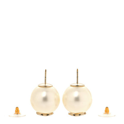 Chanel Pearl CC Large Earrings Gold 3 of 4
