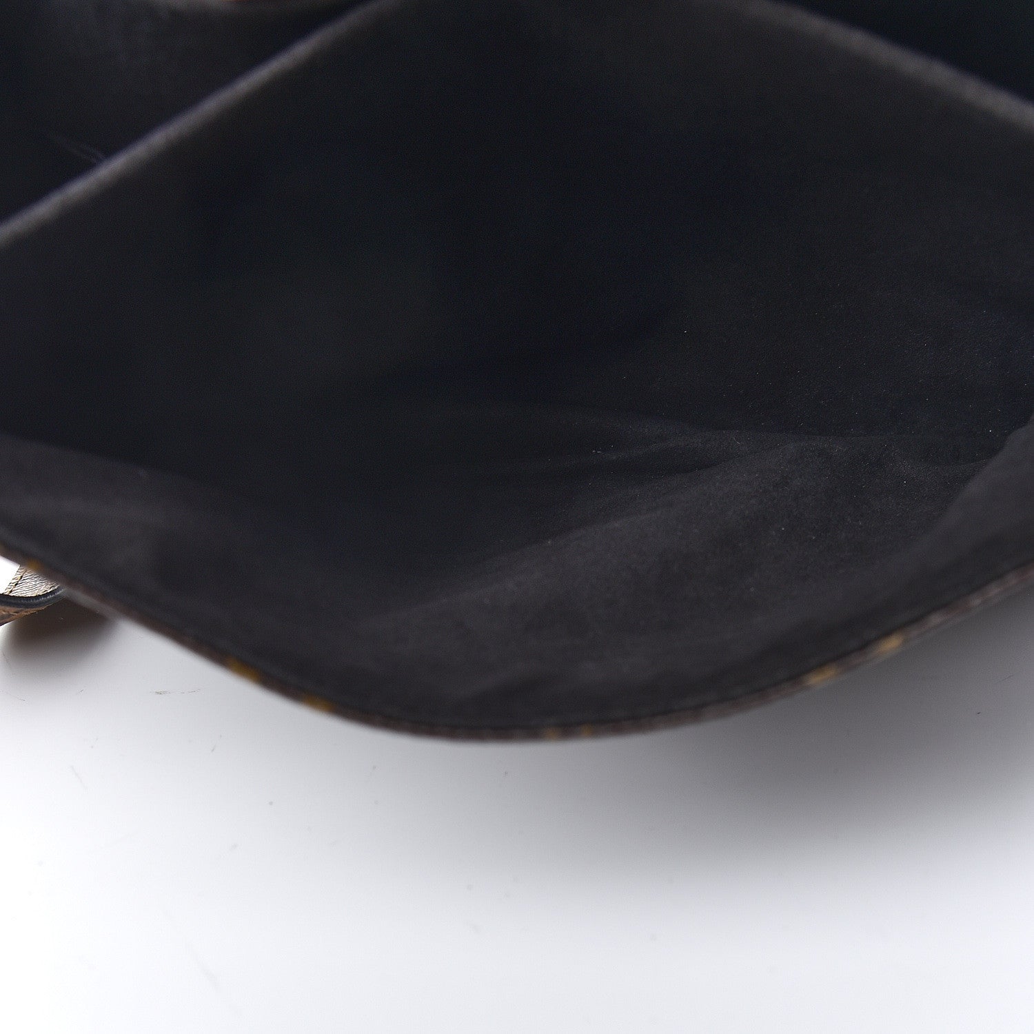 Louis Vuitton Reverse Monogram Pochette Metis 10 of 17