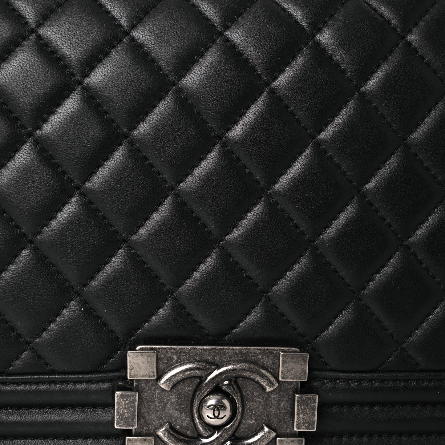 Lambskin Quilted Medium Boy Flap Black