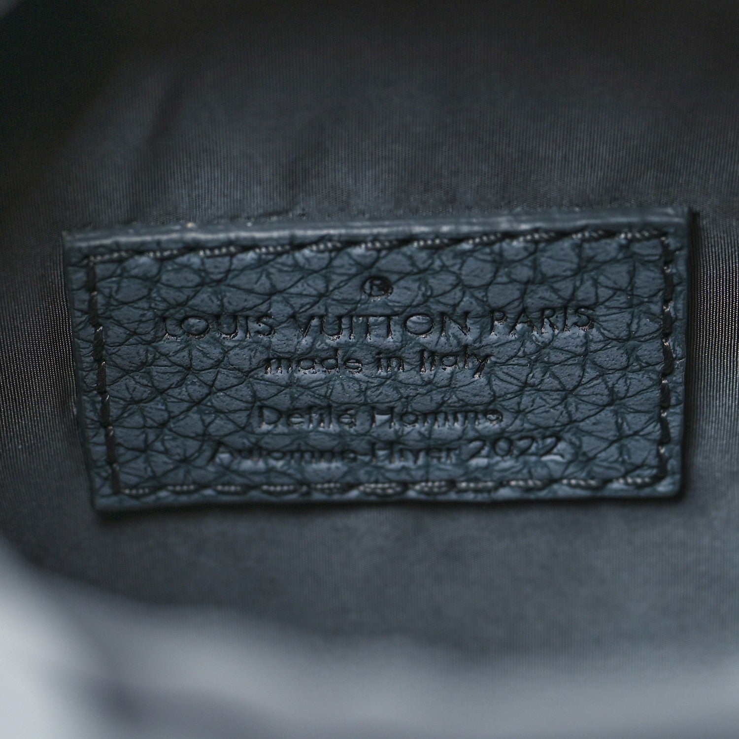 Louis Vuitton Taurillon Monogram Chalk Pouch Granite Gray 6 of 9
