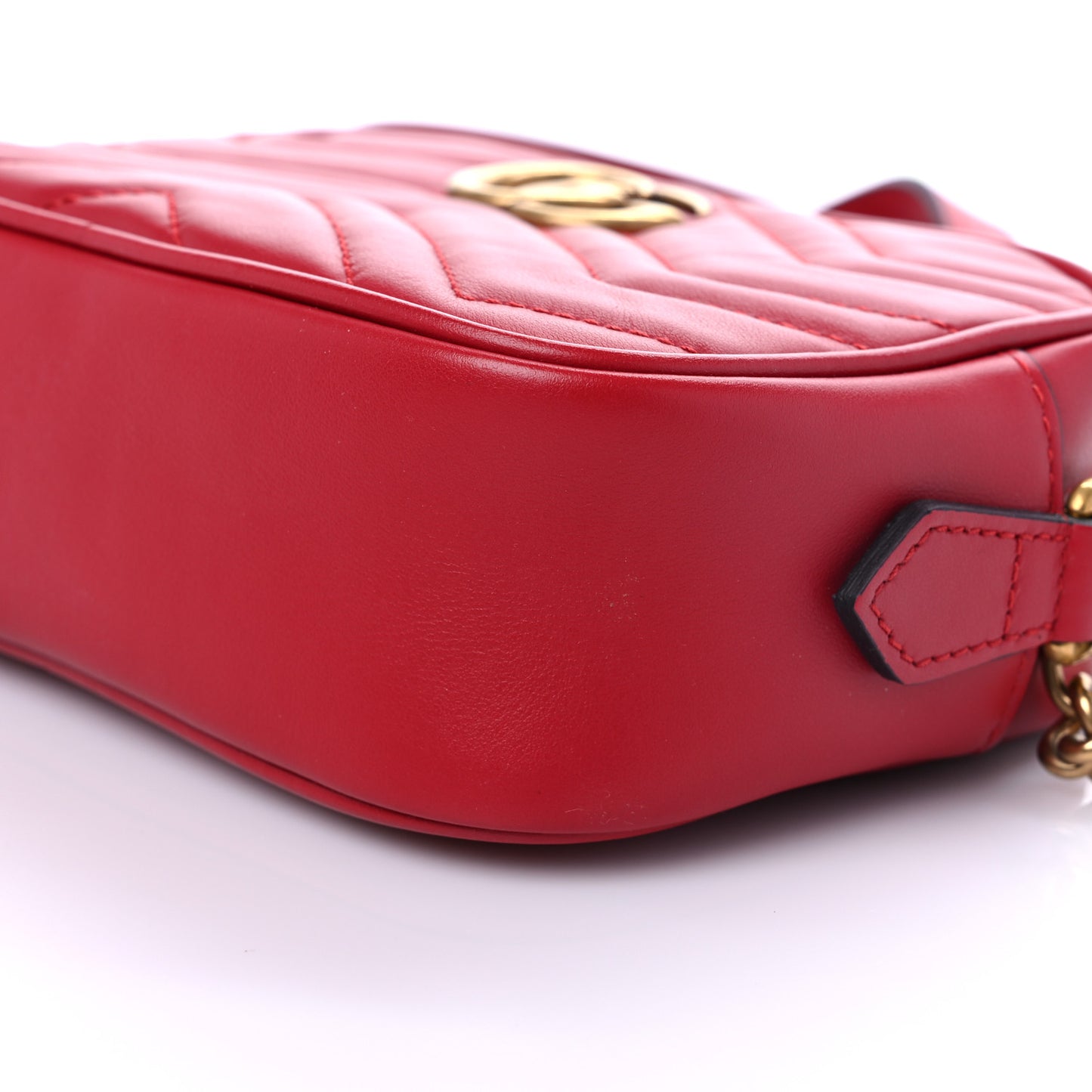 Calfskin Matelasse Mini GG Marmont Chain Shoulder Bag Hibiscus Red