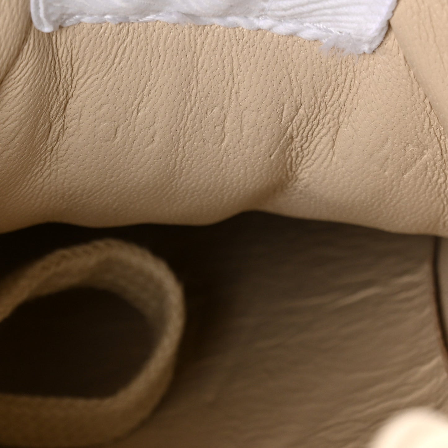 Apollo Calfskin Strawberry Womens Rhyton Sneakers 35.5 Ivory